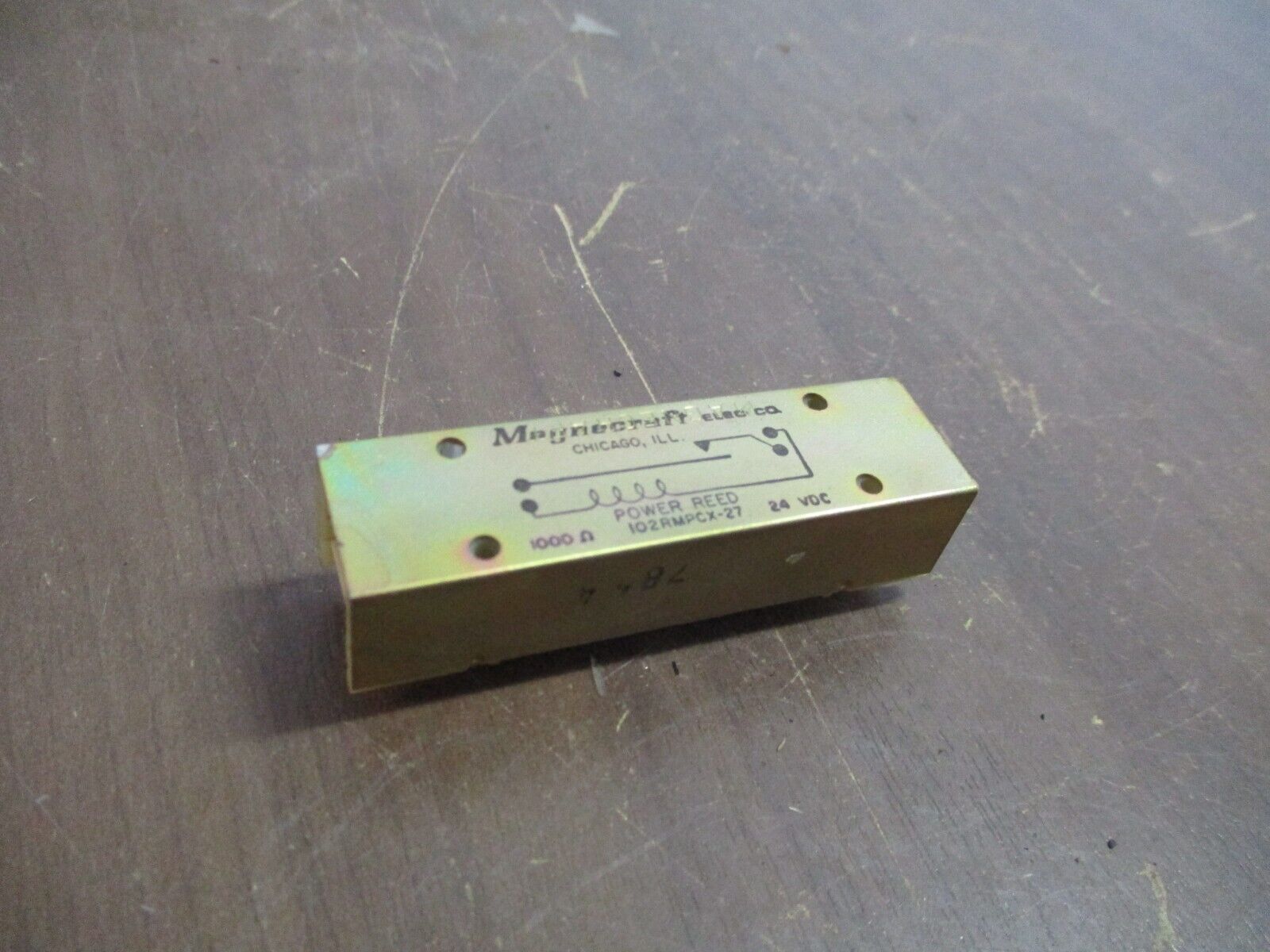 Magnecraft Power Reed Relay 102RMPCX-27 24VDC 1000 Ohms *No Box* New Surplus
