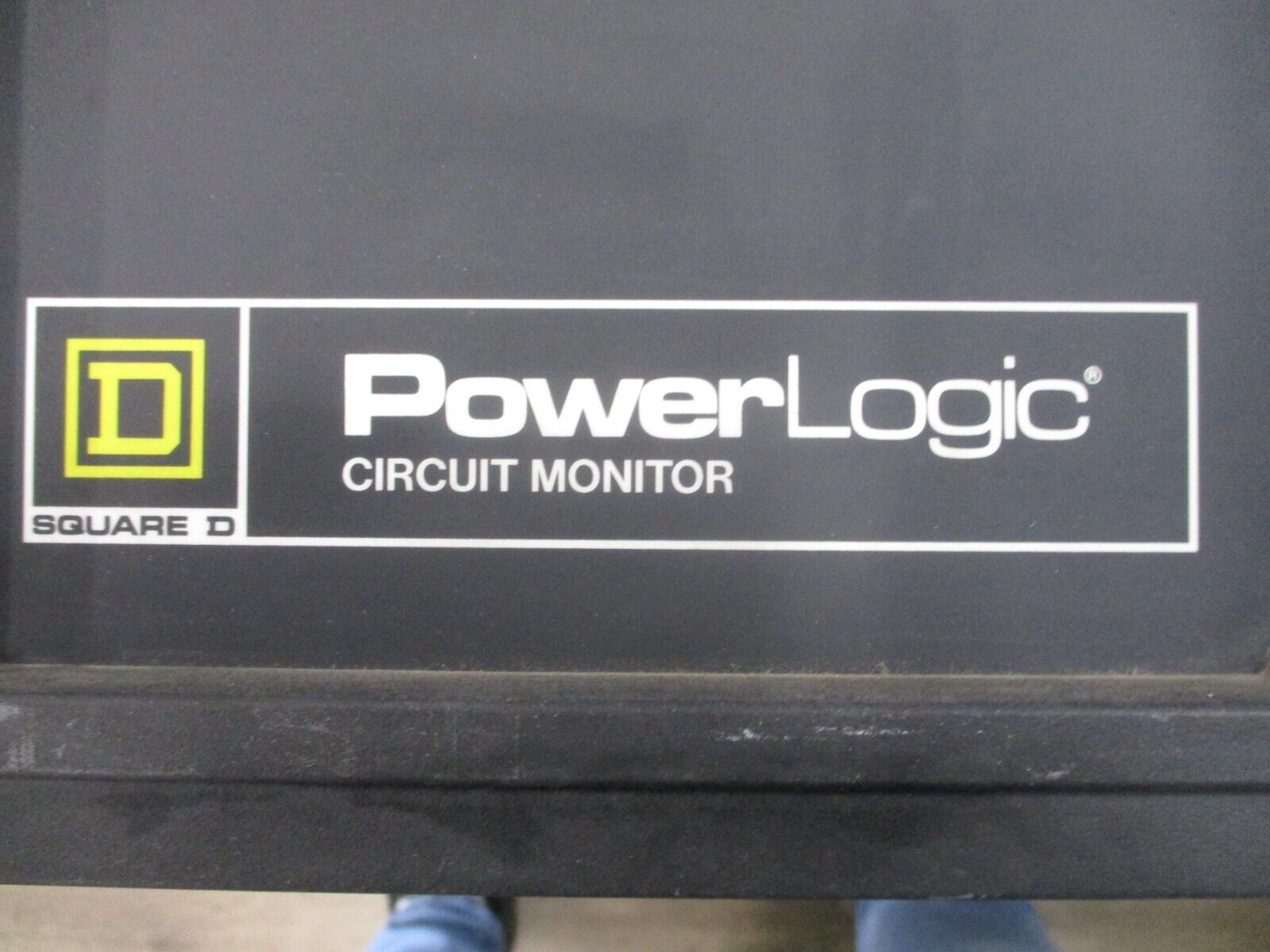 Square D Power Logic Circuit Monitor 3020-CM2450 100-264VAC 50/60Hz 14VA Used