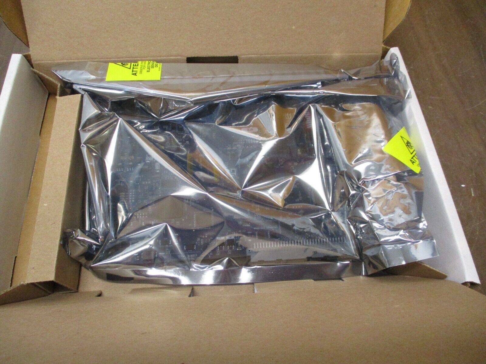 Control Technology 3072K CPU Module 2500-C400 Rev. 039 FW: V9.18 New Surplus