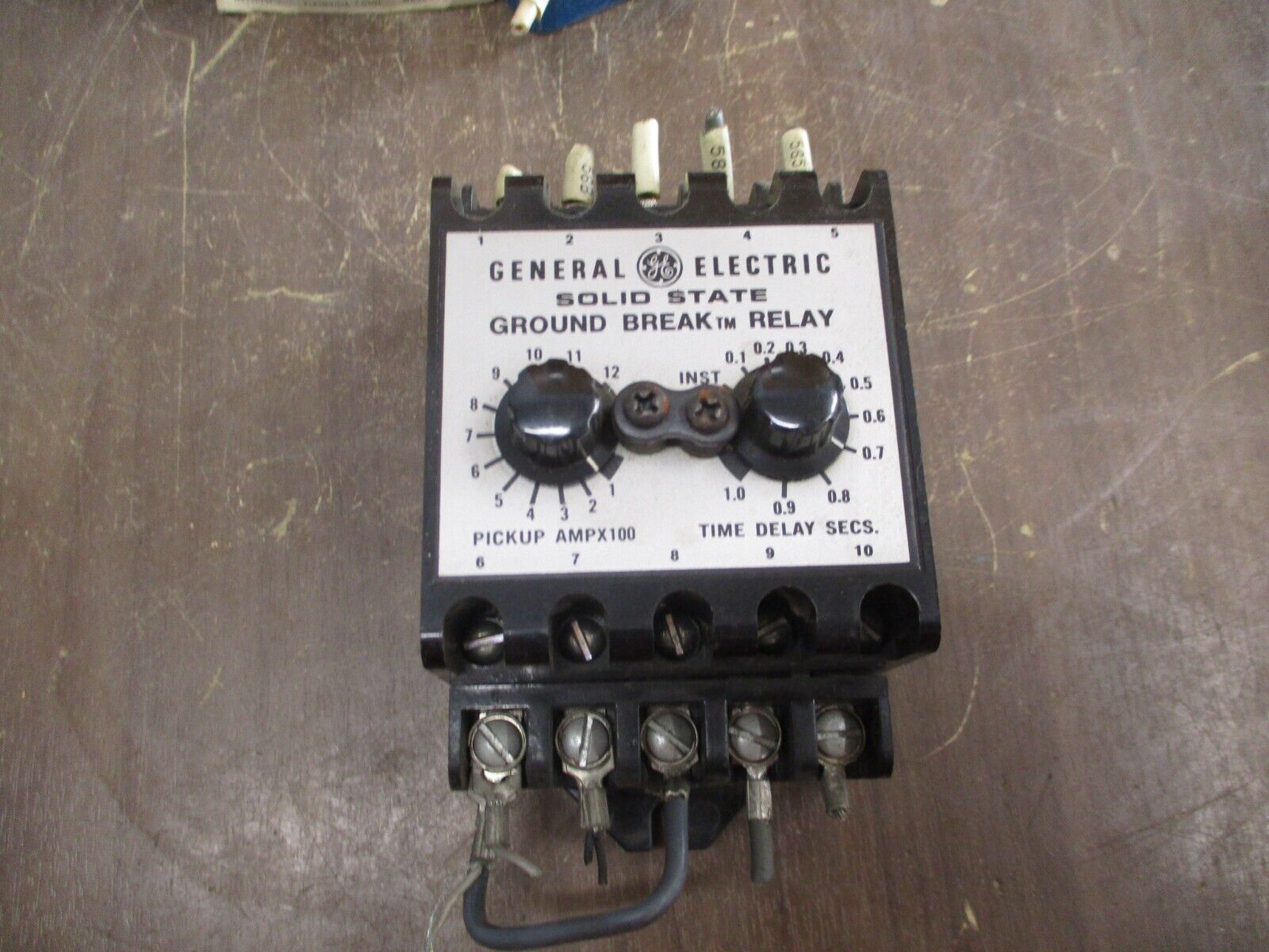 GE Ground Break System TGS0008/TGSR12Z/TGSMP Sensor: 3000A Panel: 120VAC Used