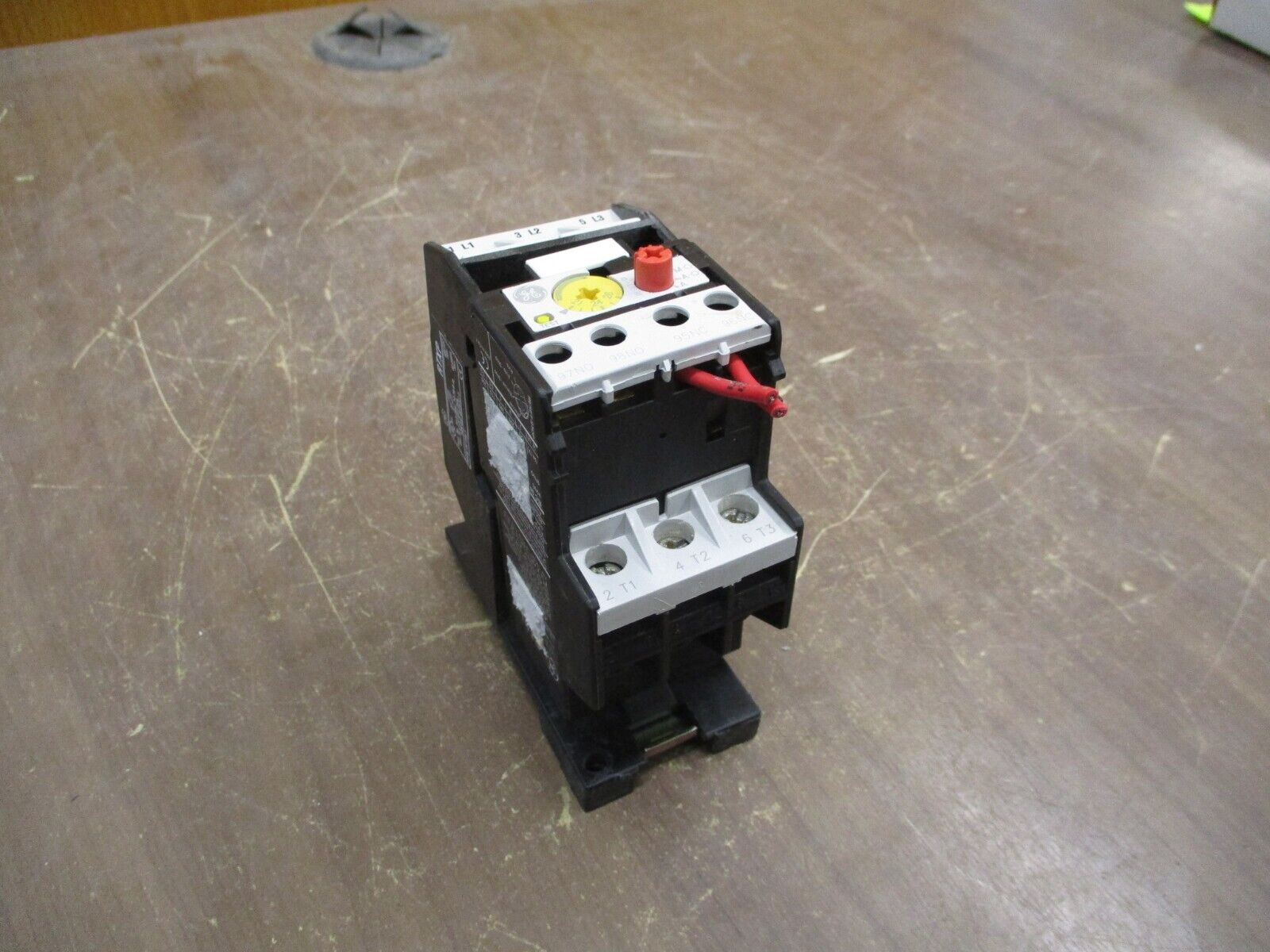 GE Solid State Overload RT1U Trip: 21-26A w/ DIN Rail Adapter Used