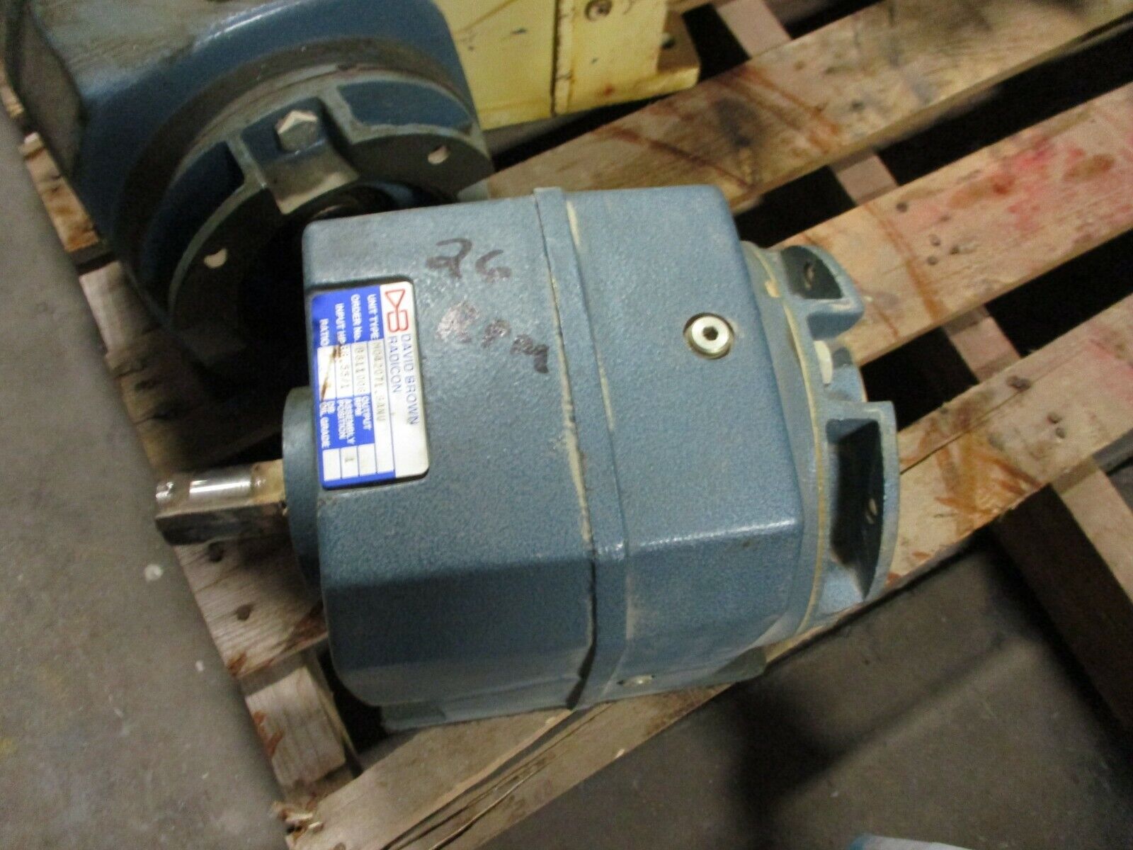 David Brown Radicon Gear Reducer M04207.BANU Ratio 66.55:1 Used