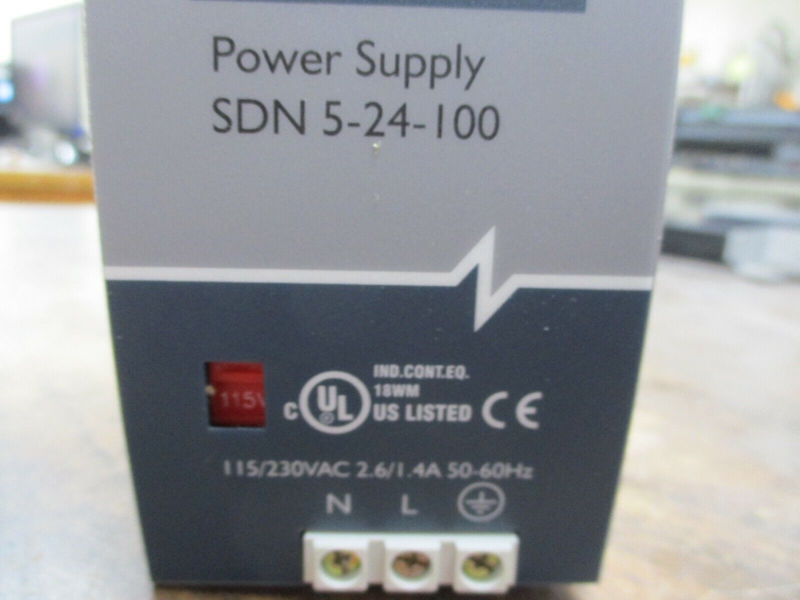 Sola Power Supply SDN 5-24-100 Input:115/230VAC 2.6/1.4A 50-60Hz Used