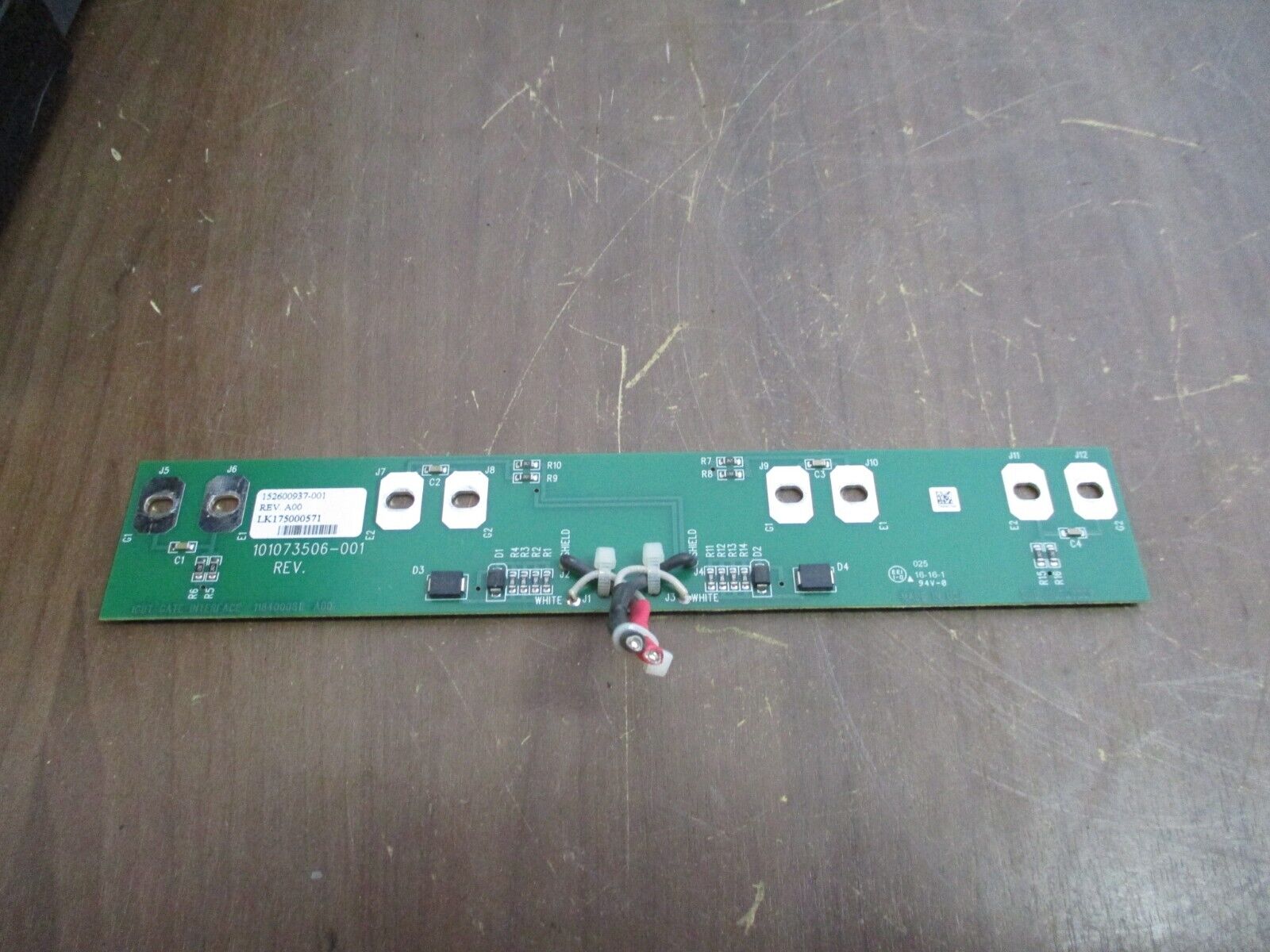 Eaton Gate Interface 152600937-001 Rev. A00 Used