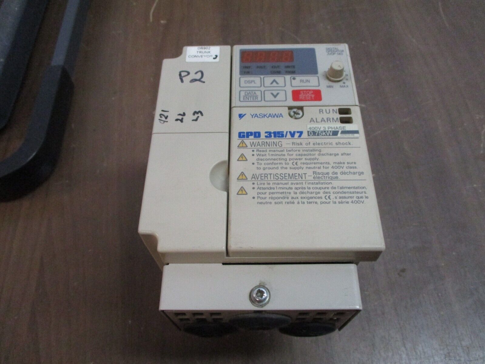 Yaskawa GPD 315/V7 AC Drive CIMR-V7AM40P7 1HP 3Ph w/ Keypad Used