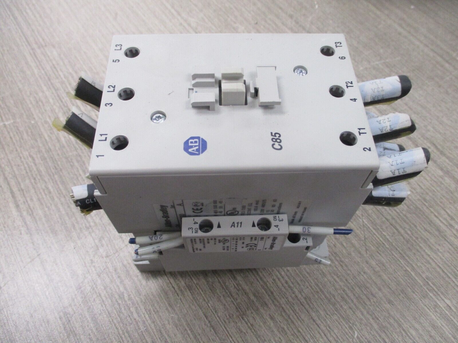 Allen-Bradley Contactor 100-C85*00 Ser. A 120V Coil 600V w/ Aux Contact Used