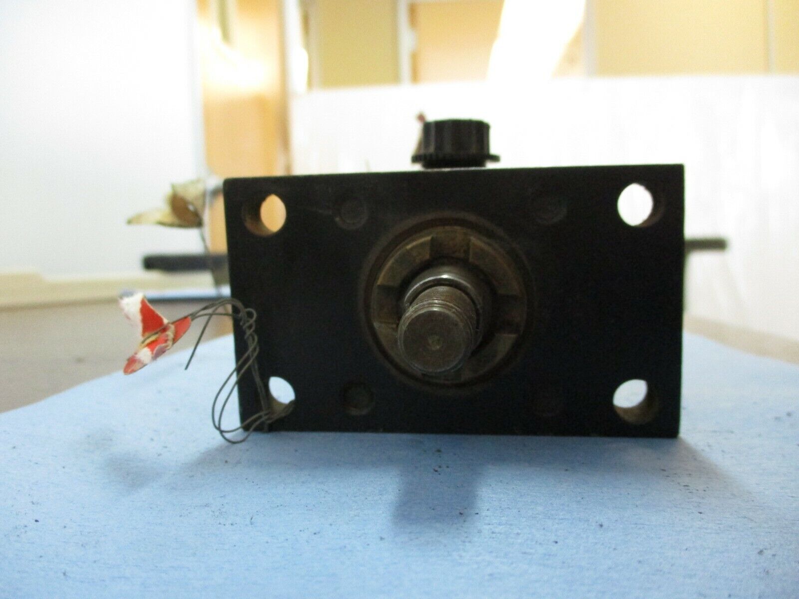 RWC Air Cylinder 885106112 250 PSI Used