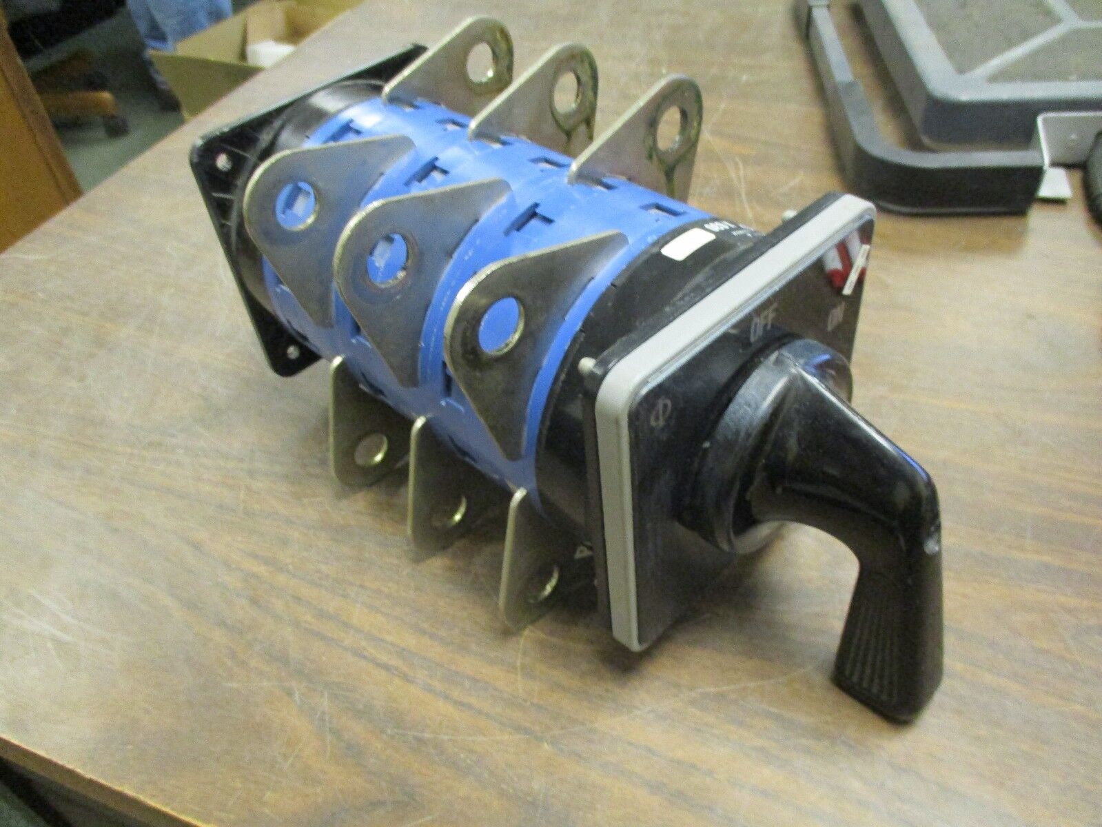 Kraus & Naimer Rotary Switch X-630 630A 600V Used