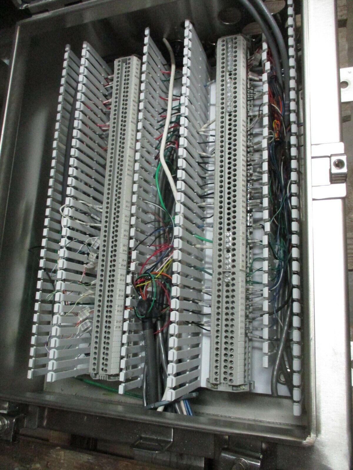 Hoffman Type 4, 4X, 12 Stainless Steel Enclosure A-16H2006SSLP Size: 16x20x6"