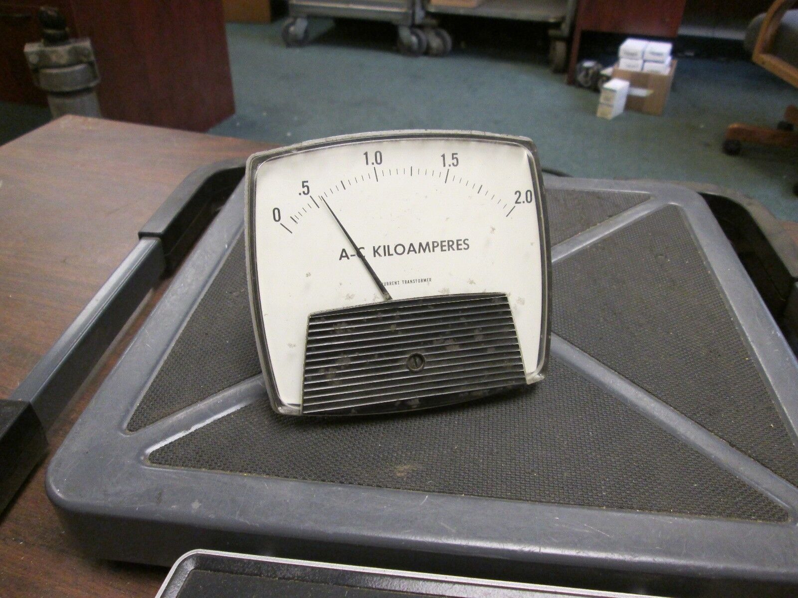 GE AC Kiloamperes Meter 50-250440LSVE1 0-2.0 Range