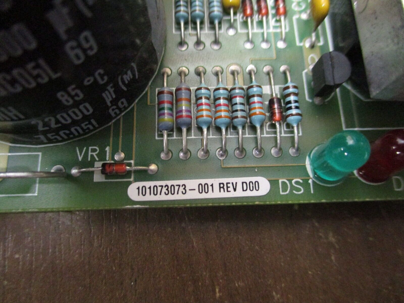 Eaton Exide Power Supply Board 101073073-001 Rev. D00 20A 32V Used