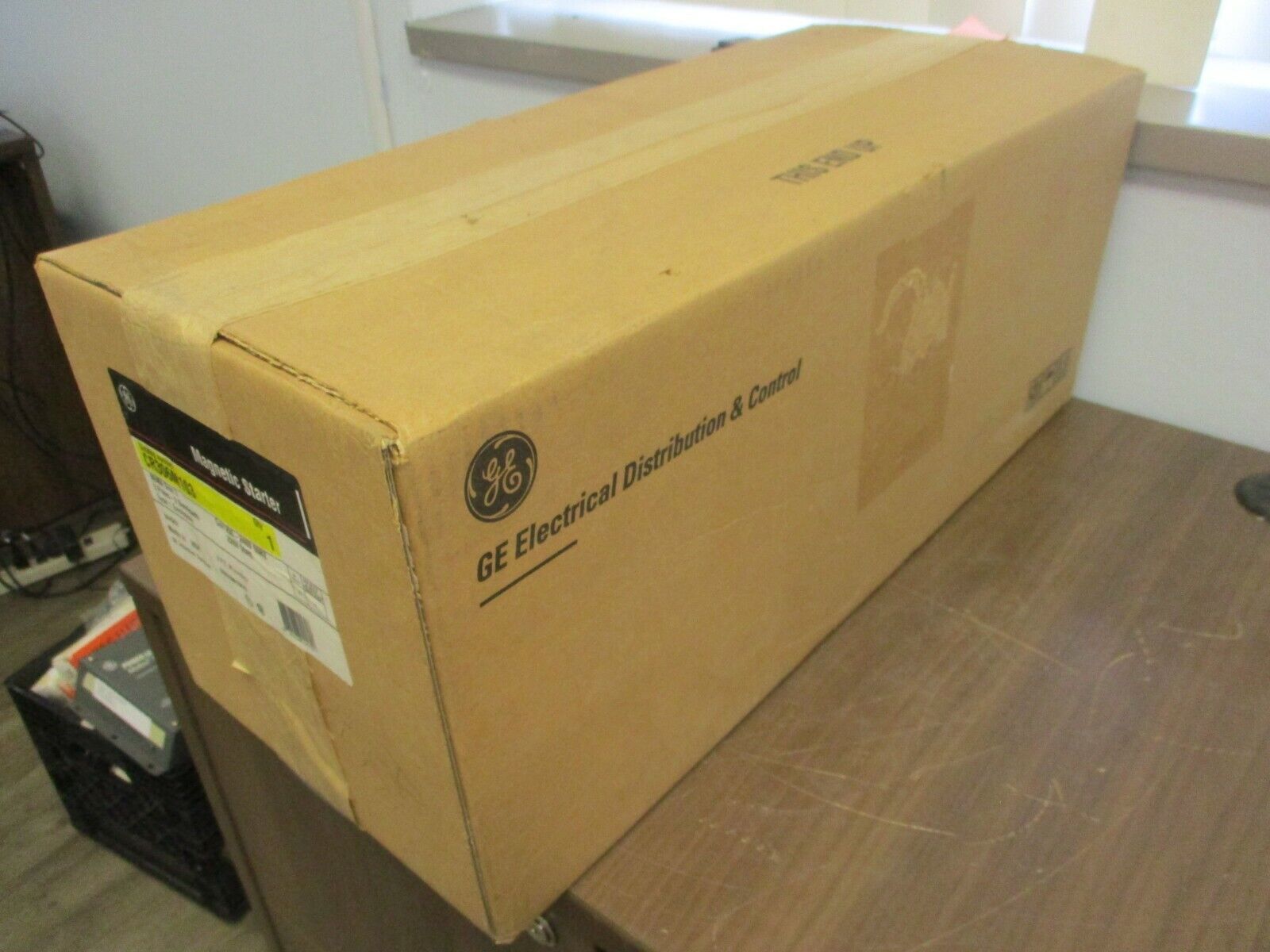 GE Size 3 Enclosed Starter CR306M103 230-240V Coil Type 1 Enclosure New Surplus