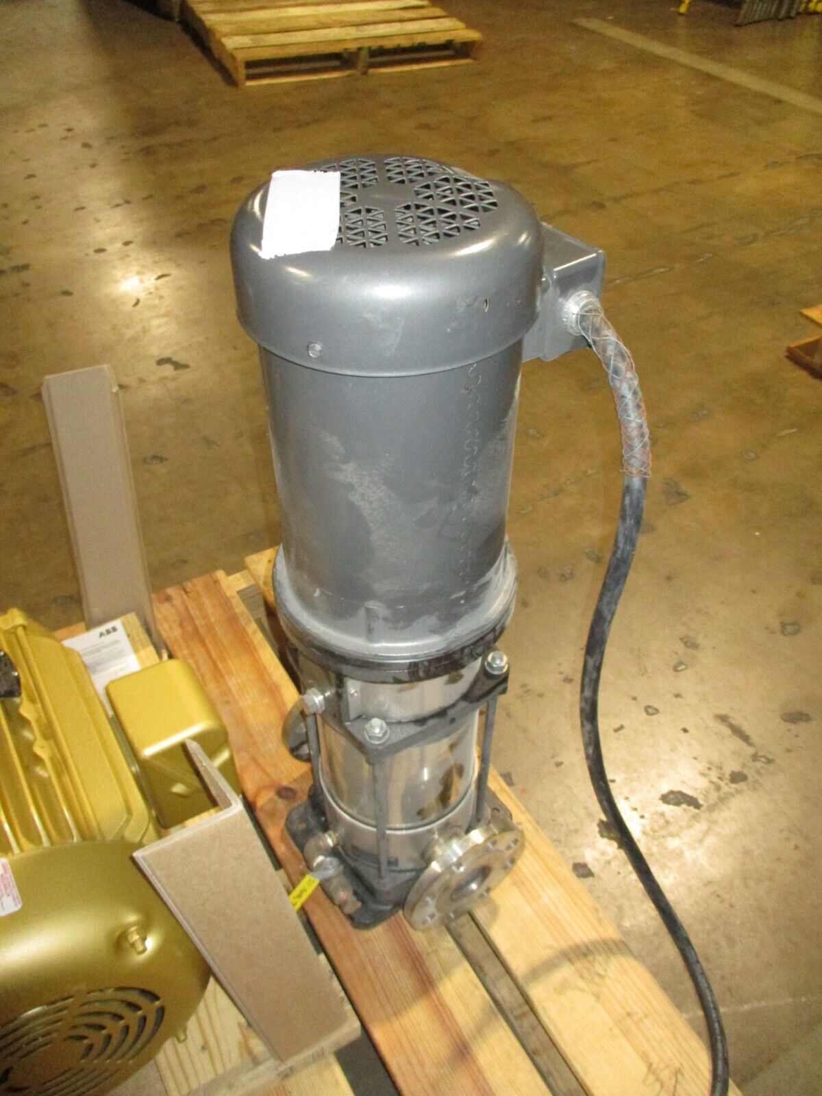 Ebara Stainless Steel Vertical Pump EVMU10-5F0F00T3S 5HP 3600RPM 208-230/460V