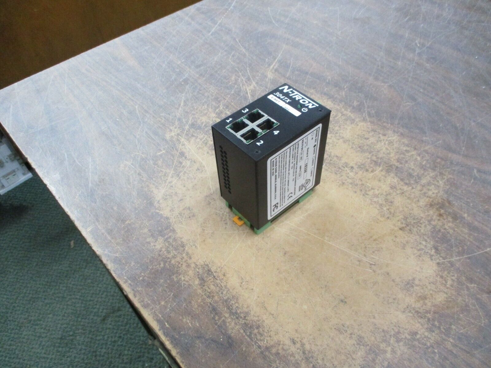 N-Tron Industrial Ethernet Switch 304TX 4-Port 10-30VDC 0.5A Used
