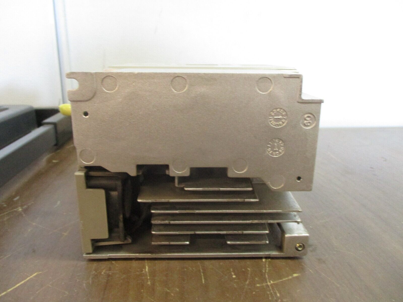 Telemecanique Altivar 21 AC Drive ATV21H075N4 1HP 3Ph Used