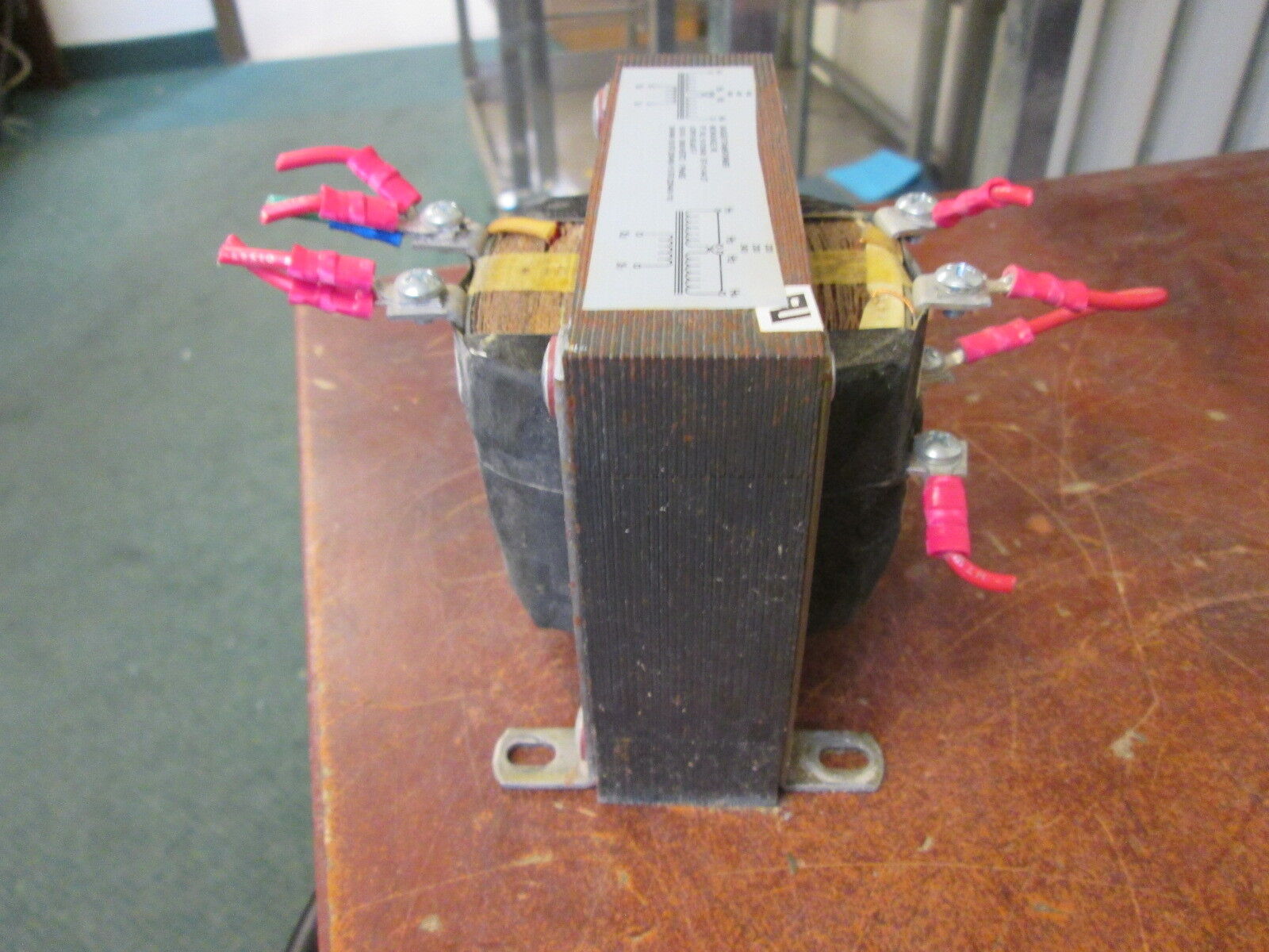 Badger Transformer 31-0128-00 150 VA 1-Ph Pri: 240/480V Sec: 120V Used