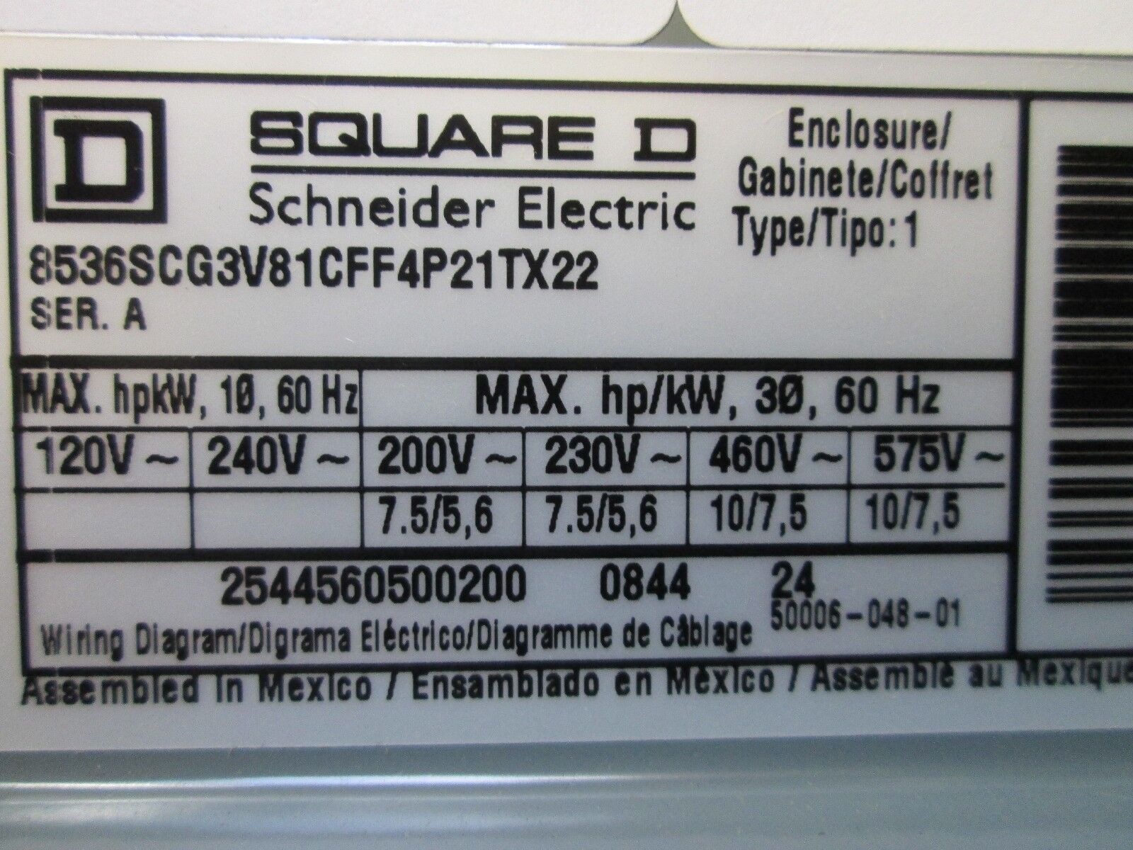 Square D Enclosed Starter 8536SGC3V81CFF4P21TX22 Size 1 120V Coil New Surplus