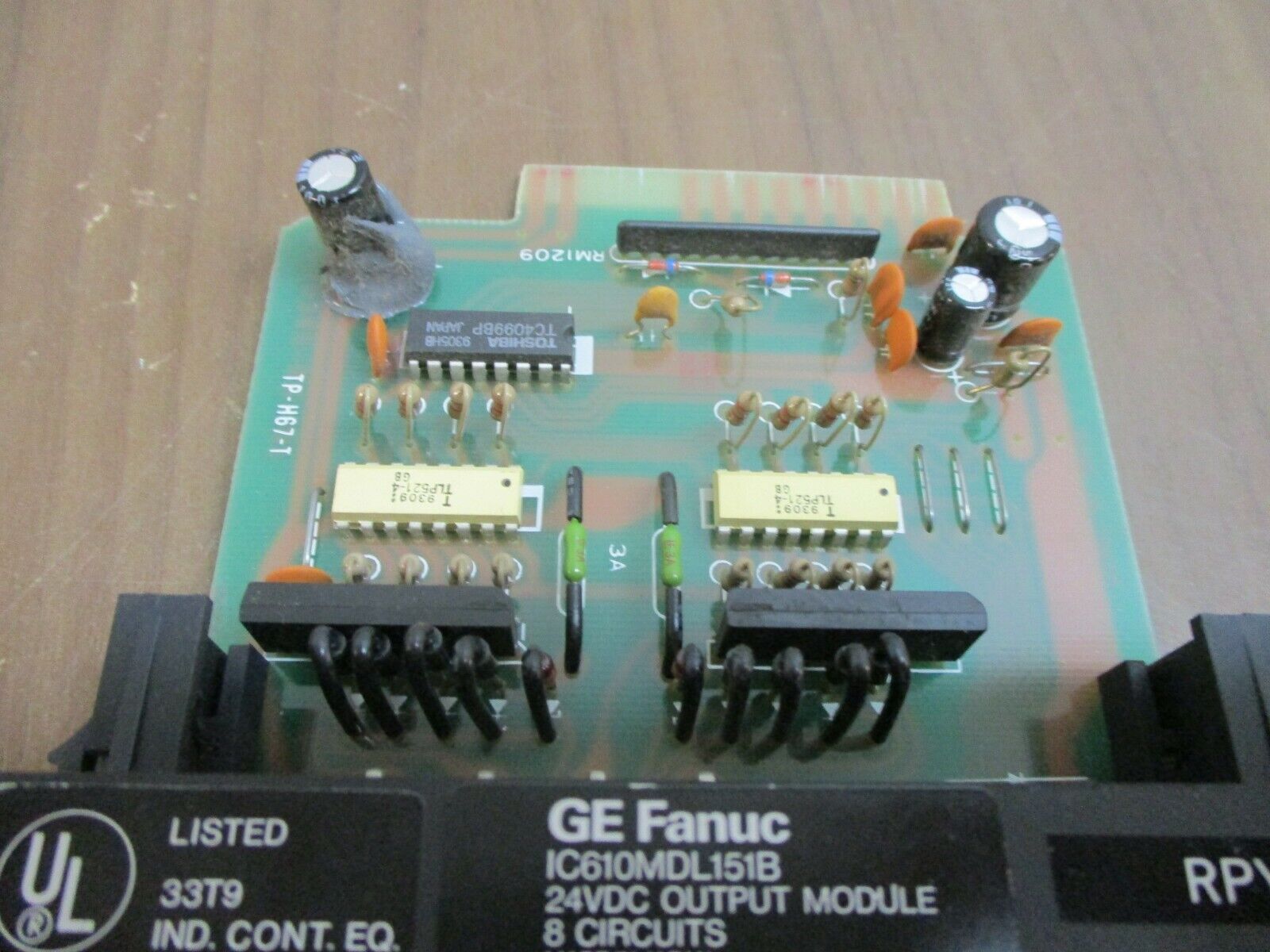 GE Fanuc Output Module IC610MDL151B 24VDC 8-Circuit Used