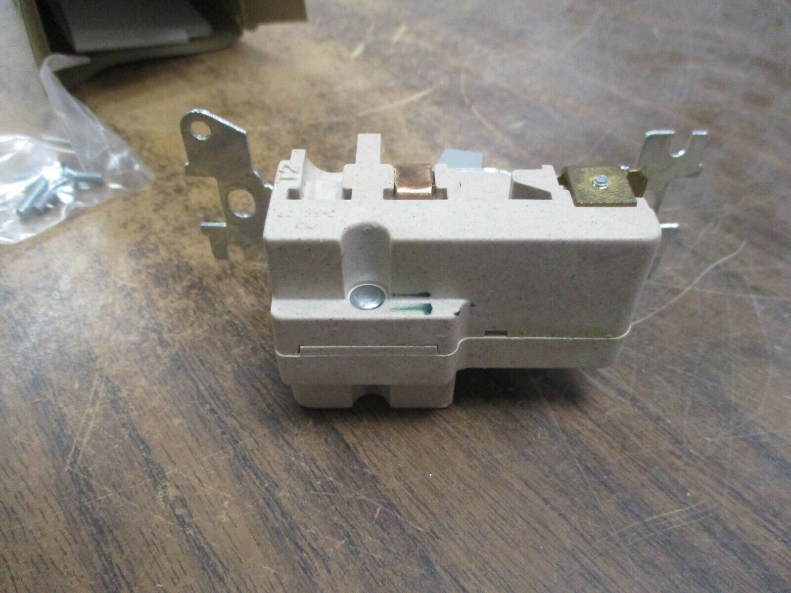 Square D FHP Manual Starter 2510FO1 Open Type New Surplus