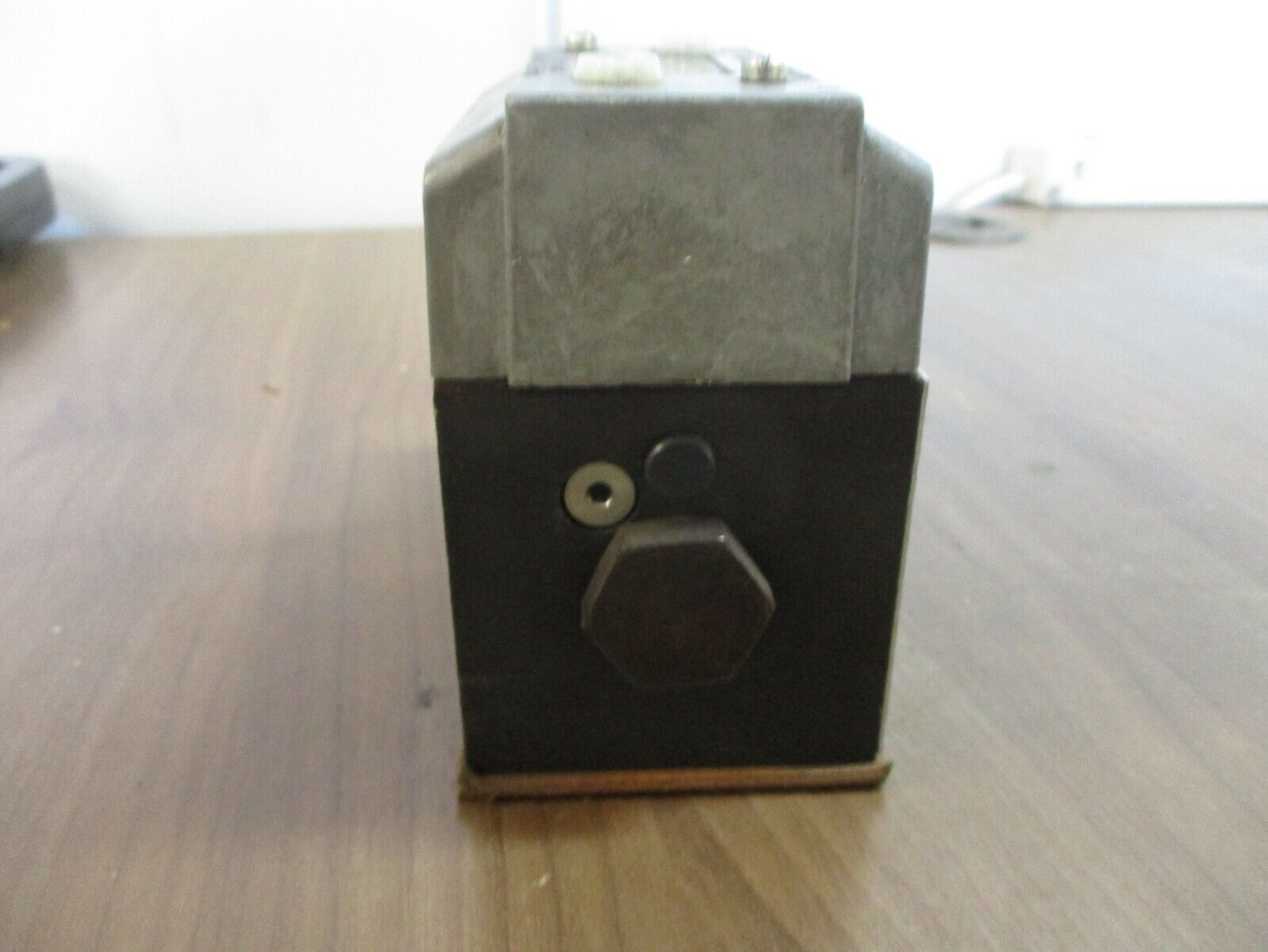 Vickers Directional Control Valve PA5DG4S4LW-012A-BB-60-S491 P, A, B: 3600PSI