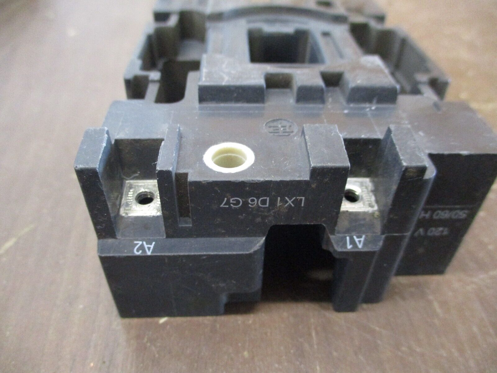 Telemecanique Magnetic Coil LX1D6G7 120V 50/60Hz *No Terminal Screws* Used