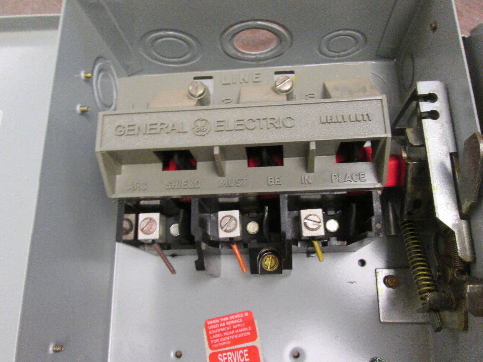 GE Non-Fusible Safety Switch THN3361 Mod 10 30A 600V Used