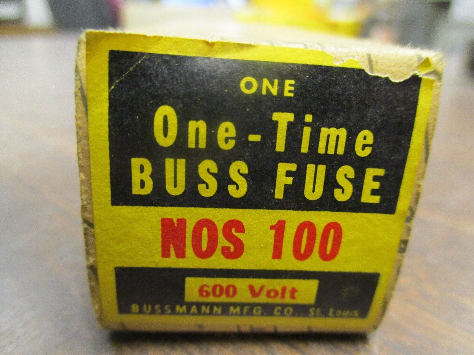 Buss Fuse NOS 100 100A 600V New Surplus