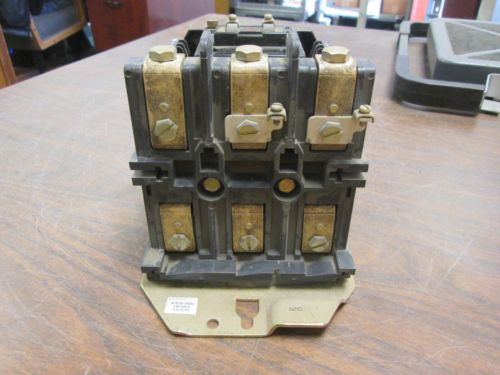 Allen-Bradley Size 3 Starter 509-D0D 90A 600V 115-120V Coil Used