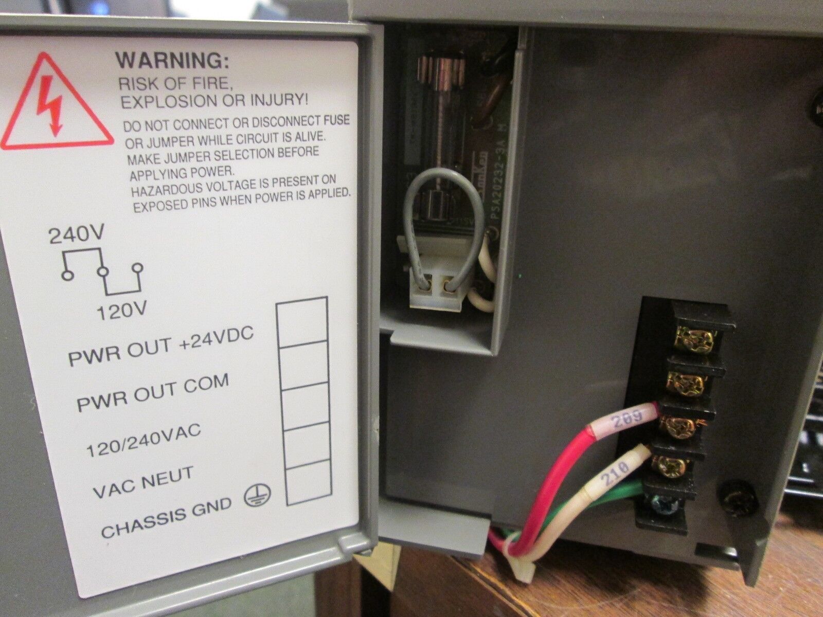 Allen-Bradley SLC 500 PLC Rack w/ Power Supply 1746-A10/1746-P2 10-Slot Used