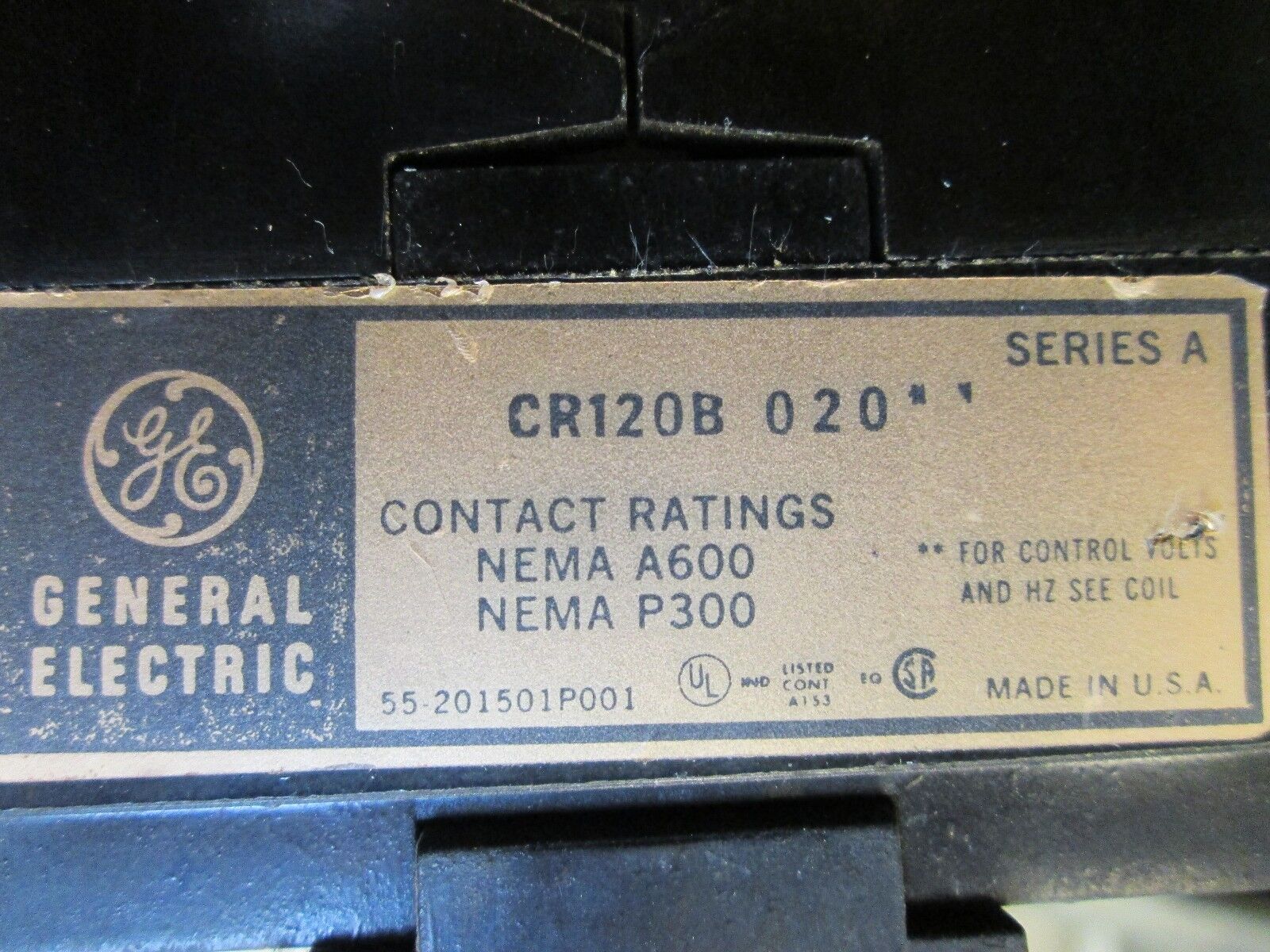 GE Relay CR120B 020 120V Coil nema A600 nema P300 Used