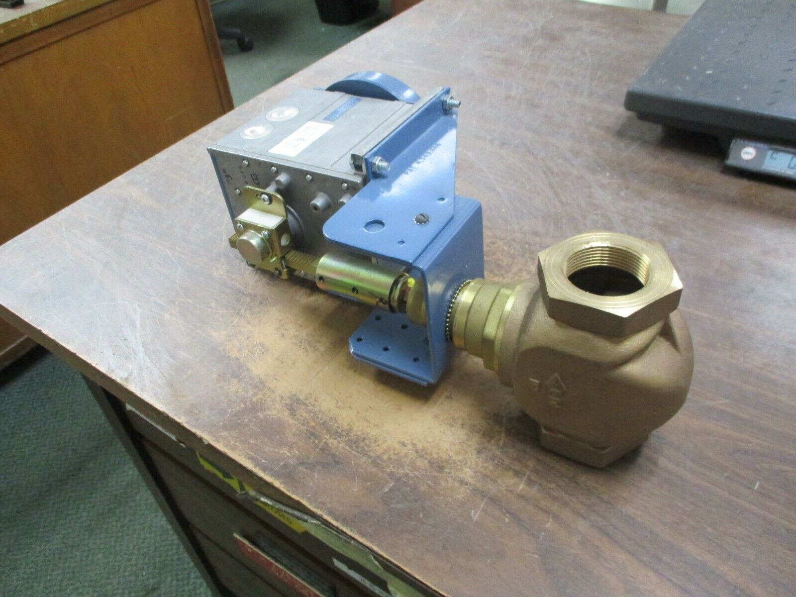 Johnson Controls Actuated Valve VG7243RT+3DGGA0 *No Box* New Surplus