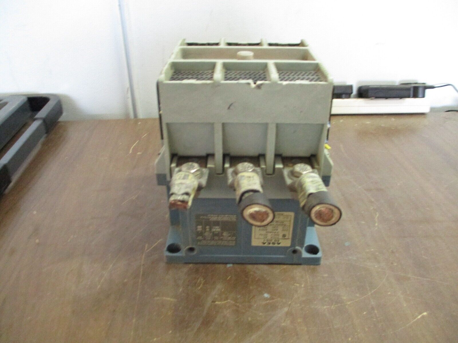 Asea Size 5 Contactor EG 315-1 270A 600V 110-120V Coil *Chipped Cover* Used