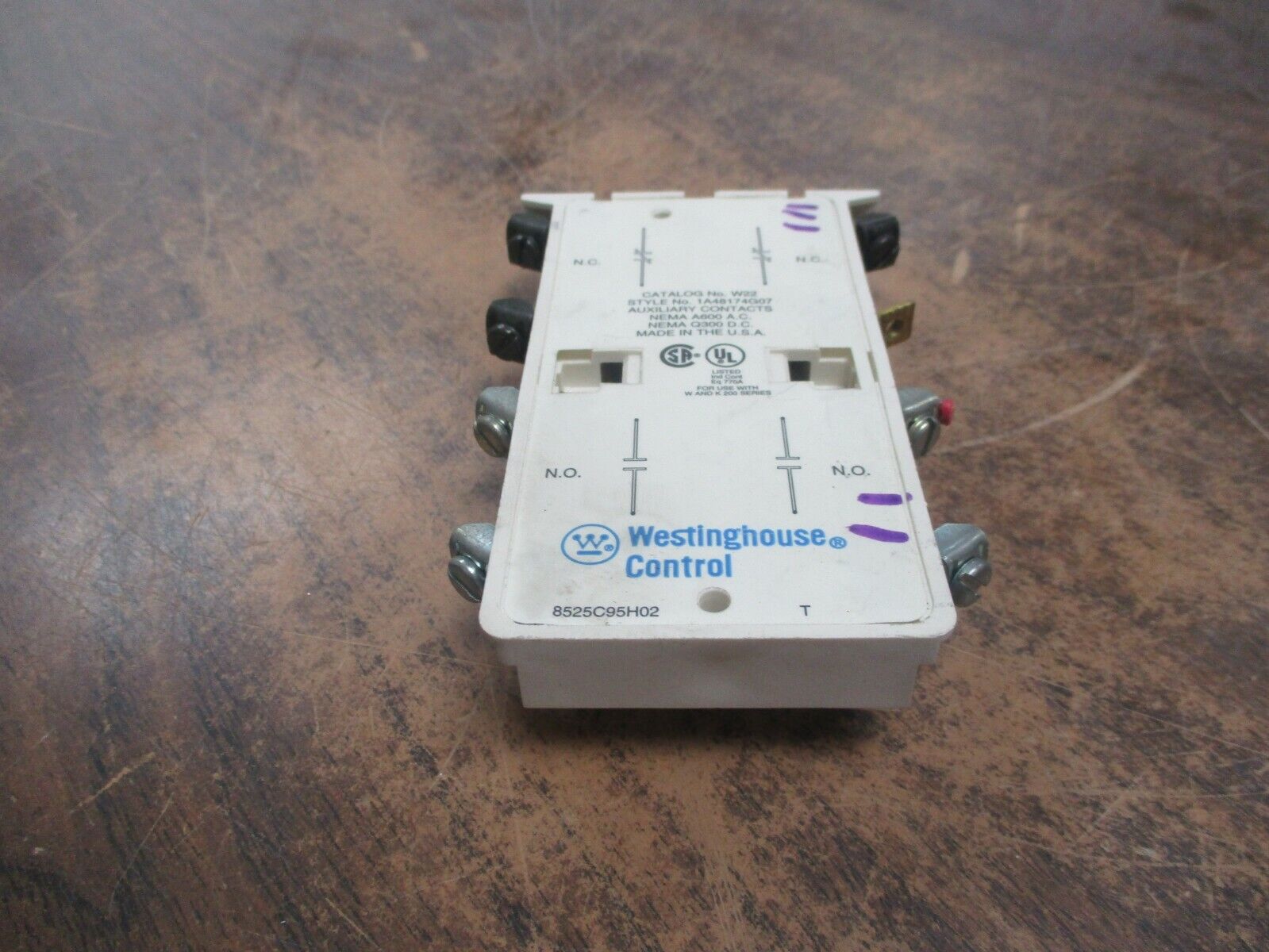 Westinghouse Aux Contact Kit W22 2NO & 2NC *Missing (1) Terminal Screw* Used