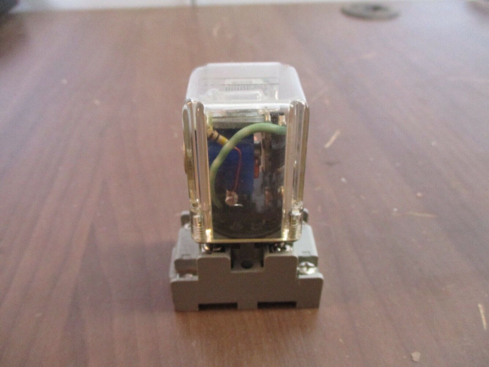 Deltrol Controls Relay 105A 10A DPDT 120V Coil w/ Base *Lot of 2* Used