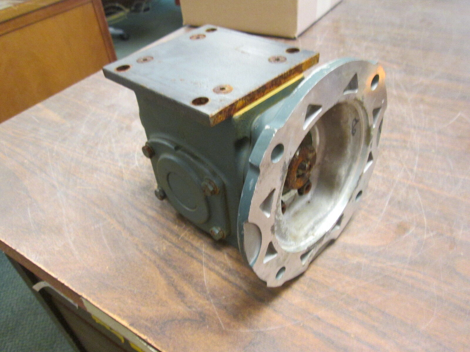 Dodge Tigear 2 Reducer 15Q20R56 Ratio 20:1 407 LB/In Torque Out 0.7HP In Used
