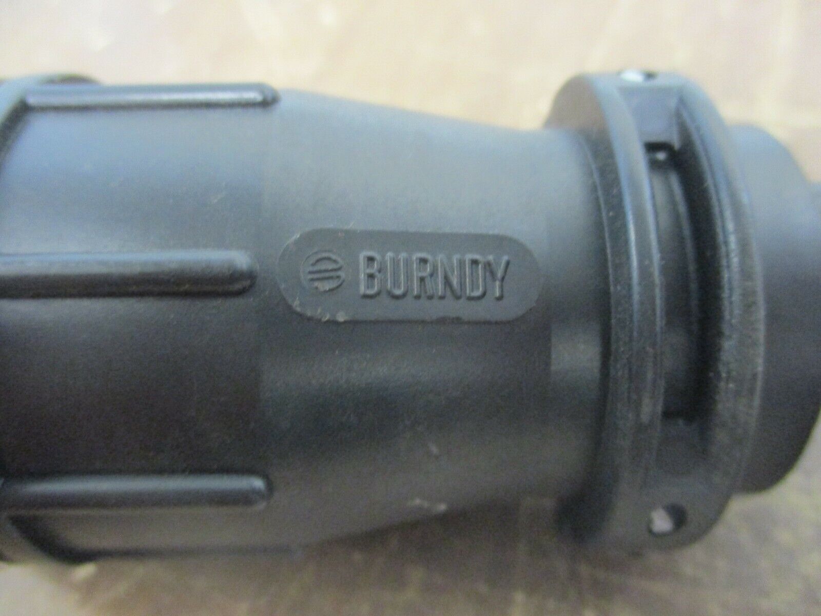 SOURIAU/Burndy UTG Series Connector 24-7 7-Pin Used