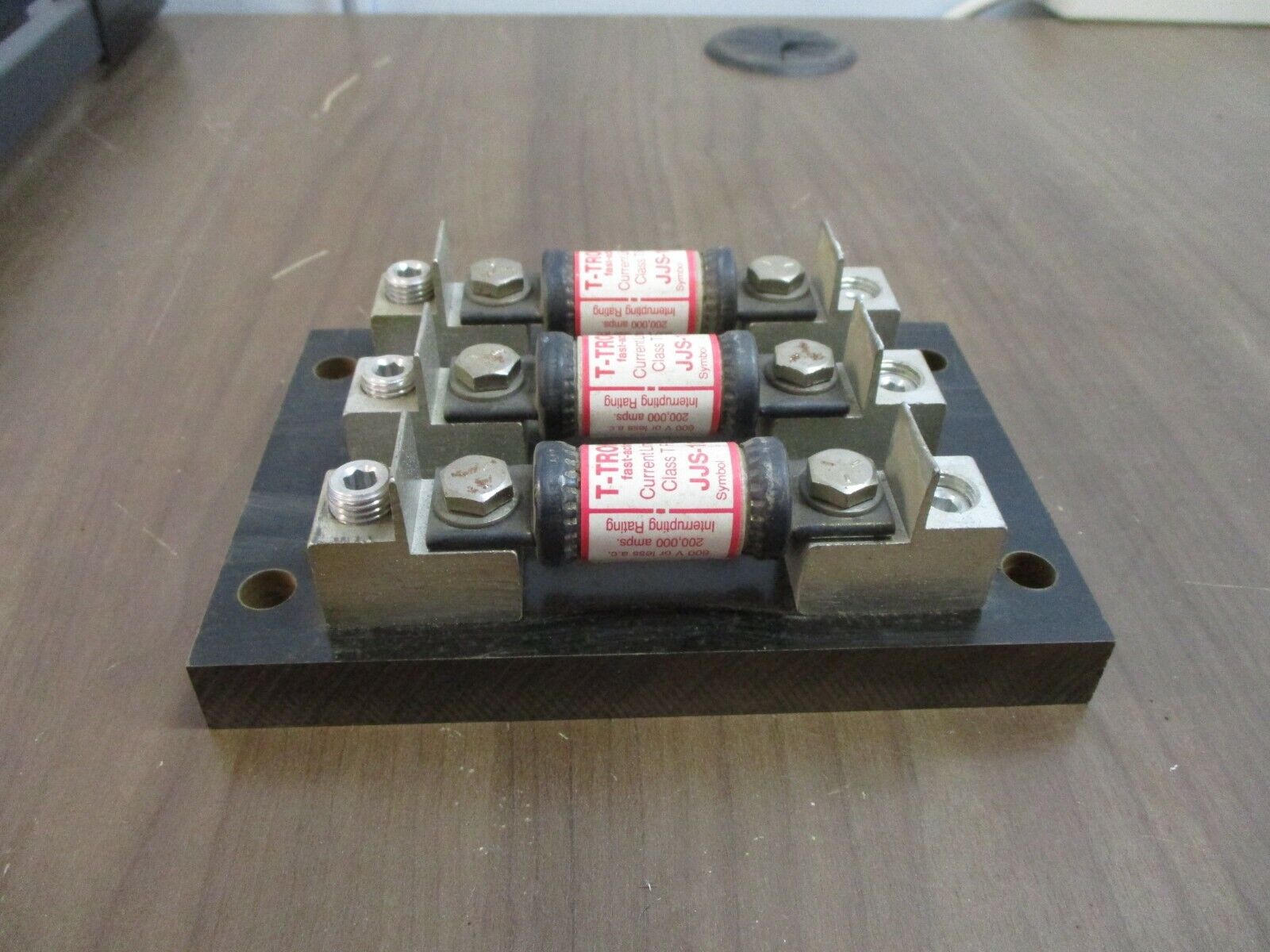 Misc. Brand Fuse Block 100A 600V 3P w/ (3) 100A Fuses Used