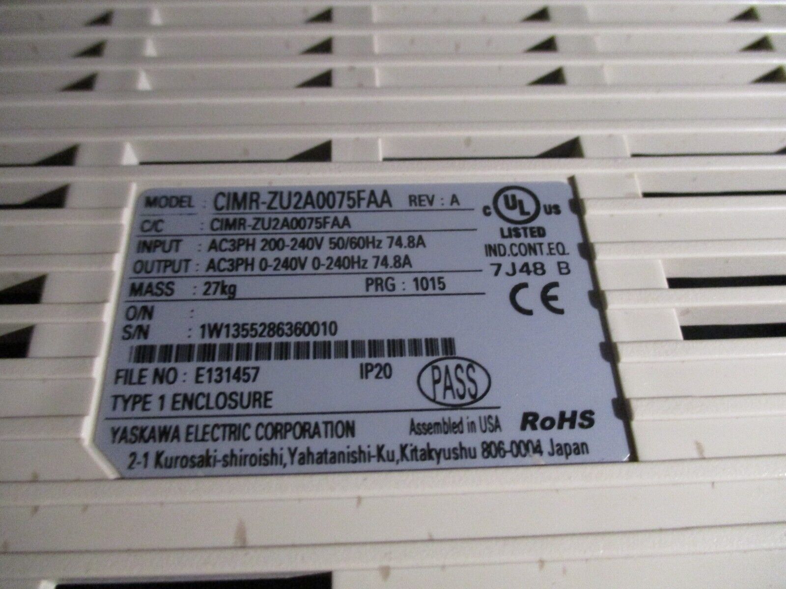 Yaskawa Z1000 AC Drive CIMR-ZU2A0075FAA Rev. A 25HP 3Ph w/ Keypad Used