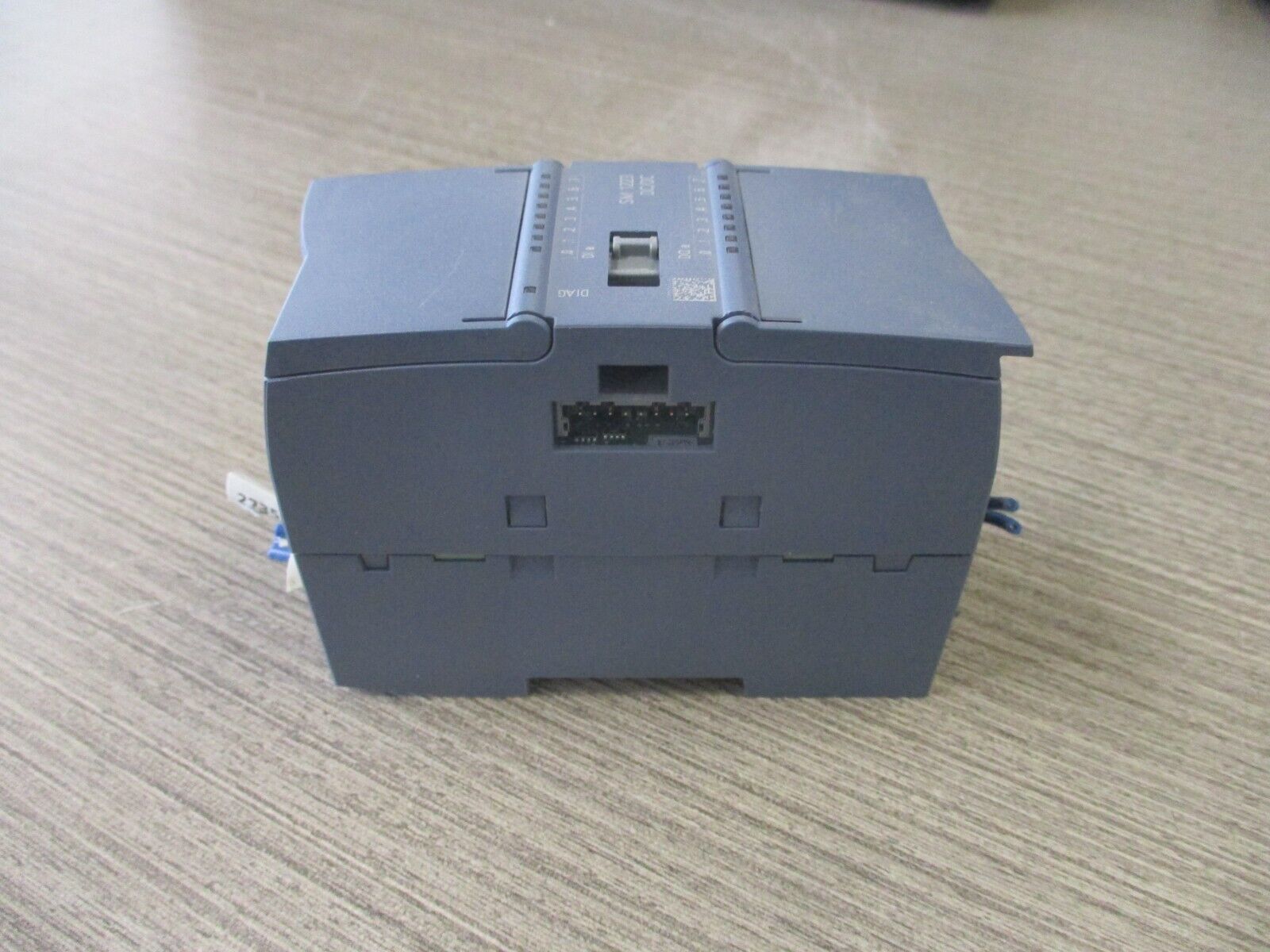 Siemens Simatic S7-1200 Digital I/O Module 6ES7 223-1BH32-0XB0 Used.