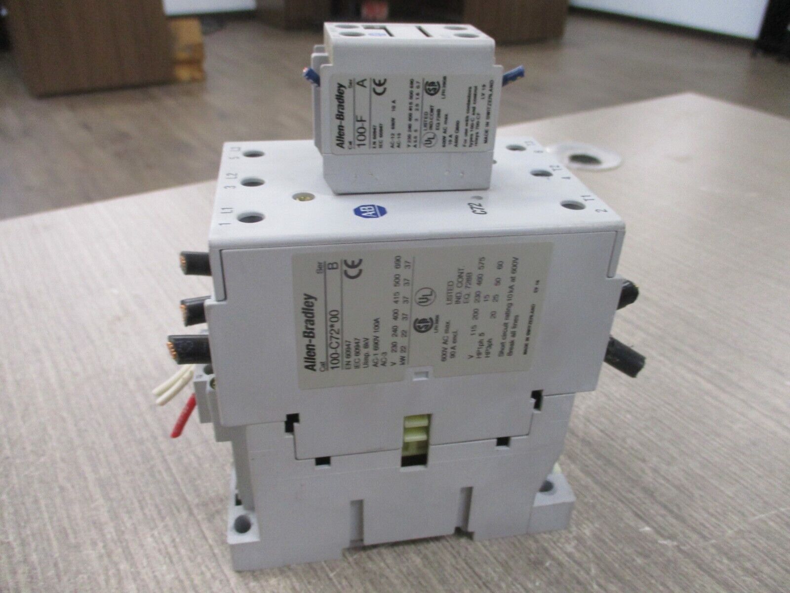 Allen-Bradley Contactor 100-C72*00 Ser. B 120V Coil 90A 600V Used