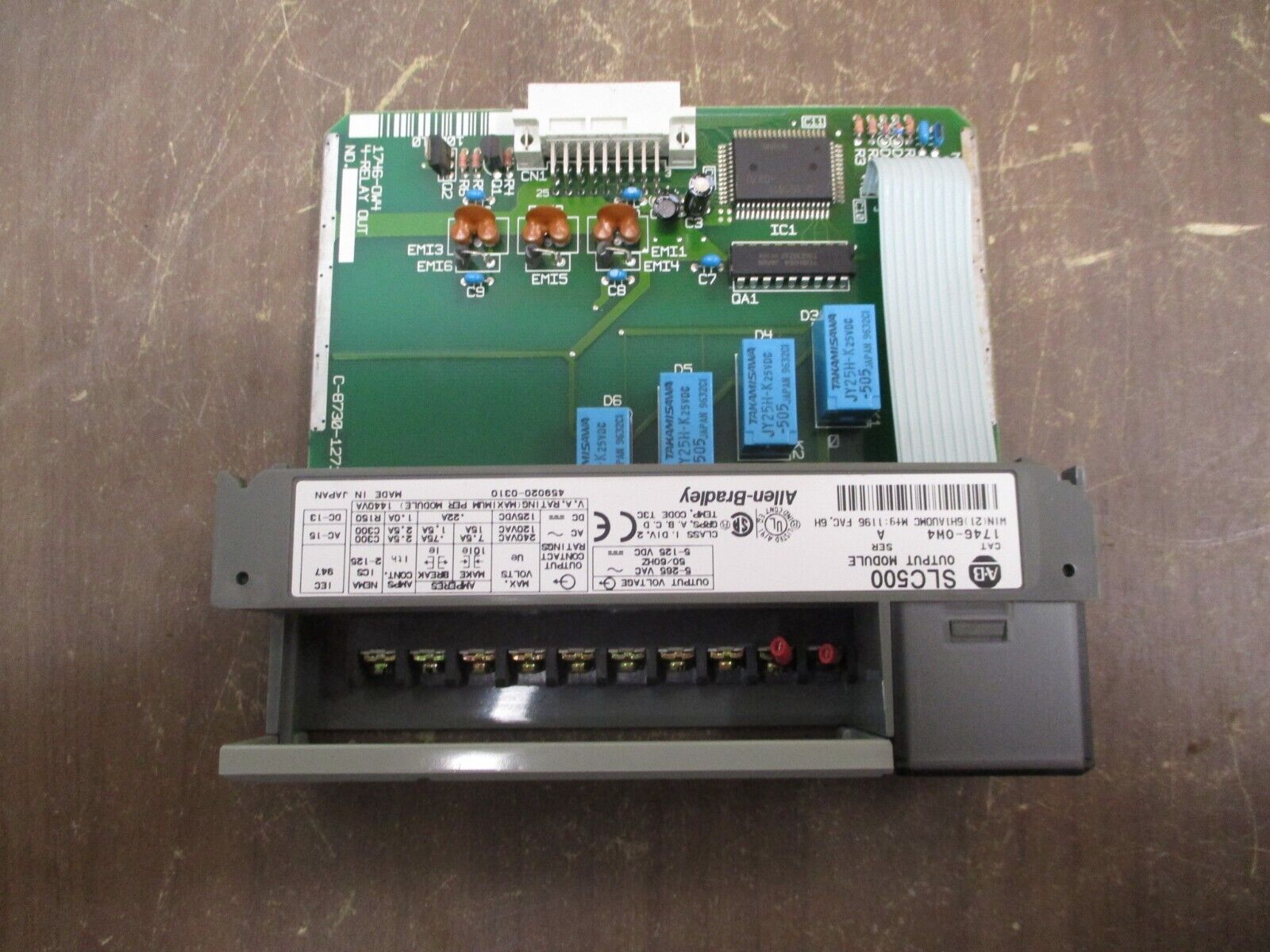 Allen-Bradley SLC 500 Output Module 1746-OW4 Ser. A Used