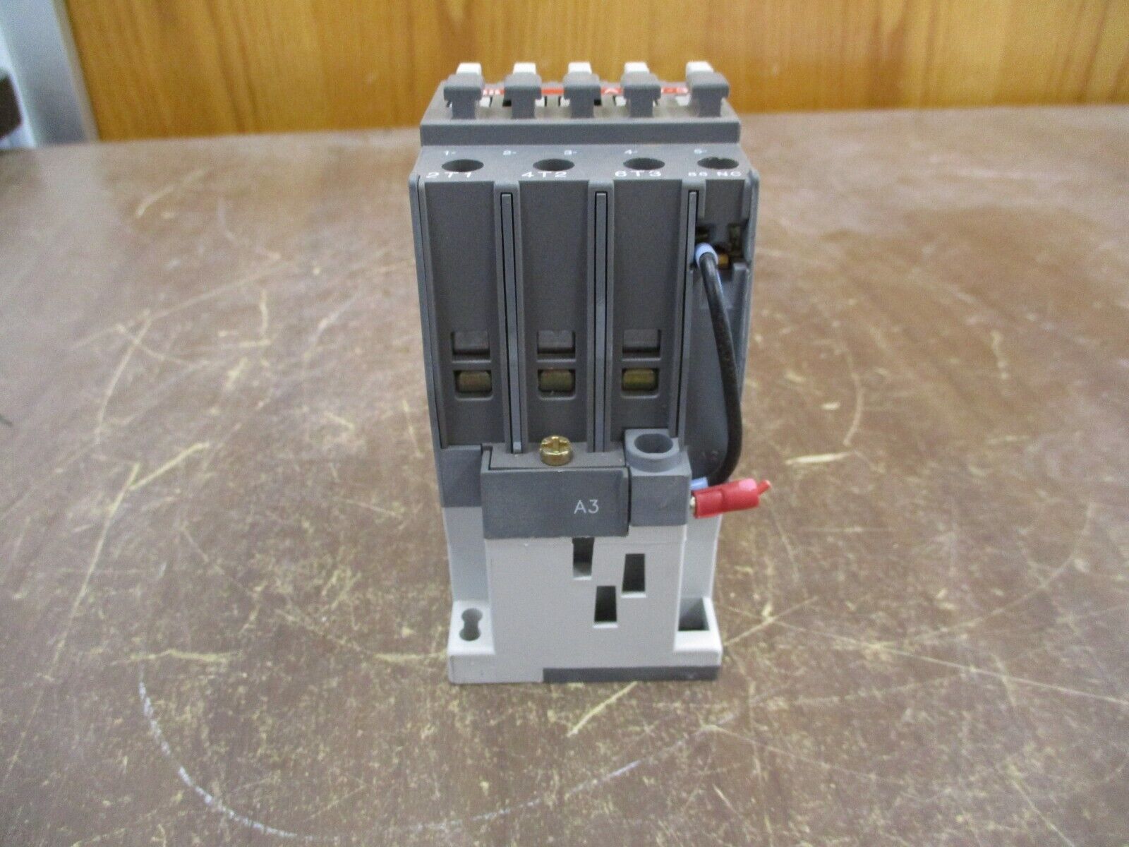 ABB Contactor AE40-30 24VDC Coil 60A 600V Used