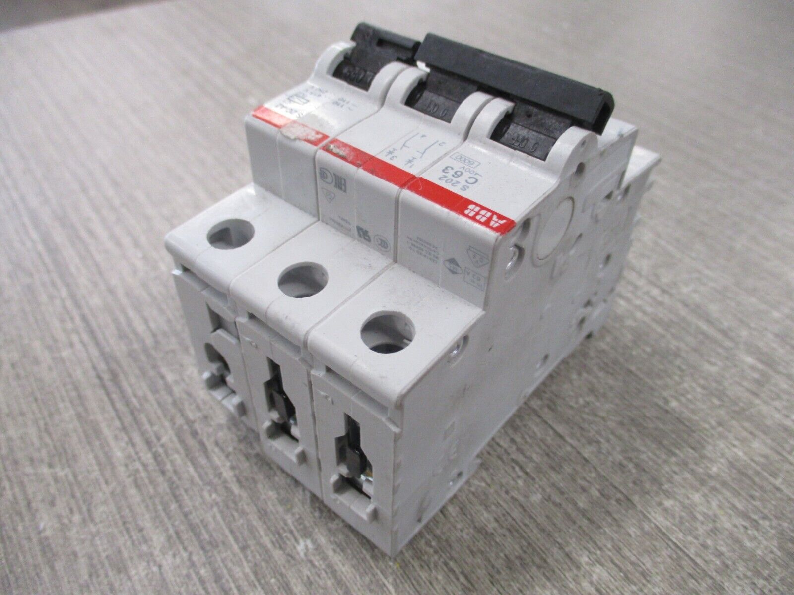 ABB Circuit Breaker S 202 C 63 63A 400V 3P Used