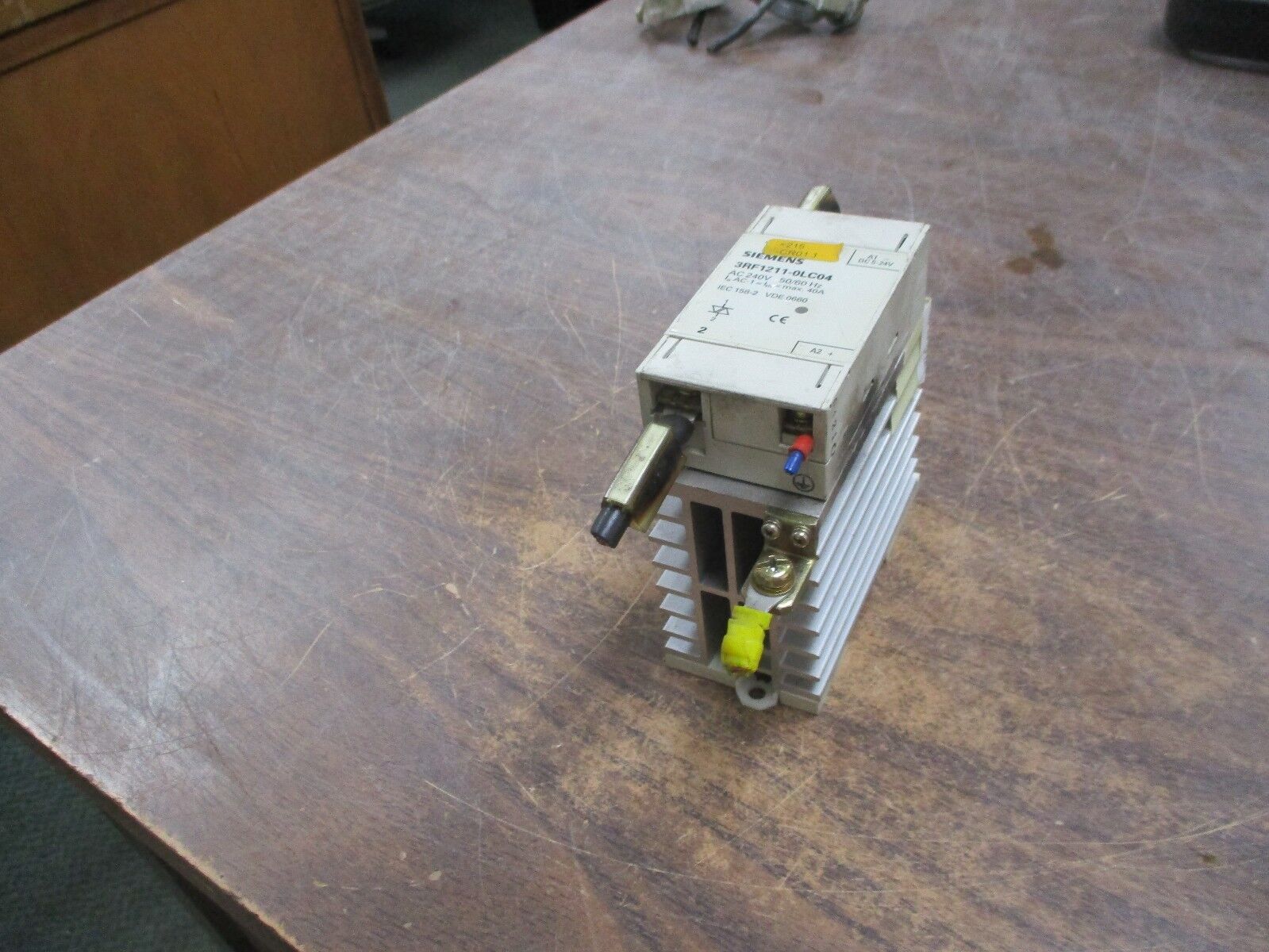 Siemens Semiconductor Contactor 3RF1211-0LC04 240V 40A 50/60Hz Used