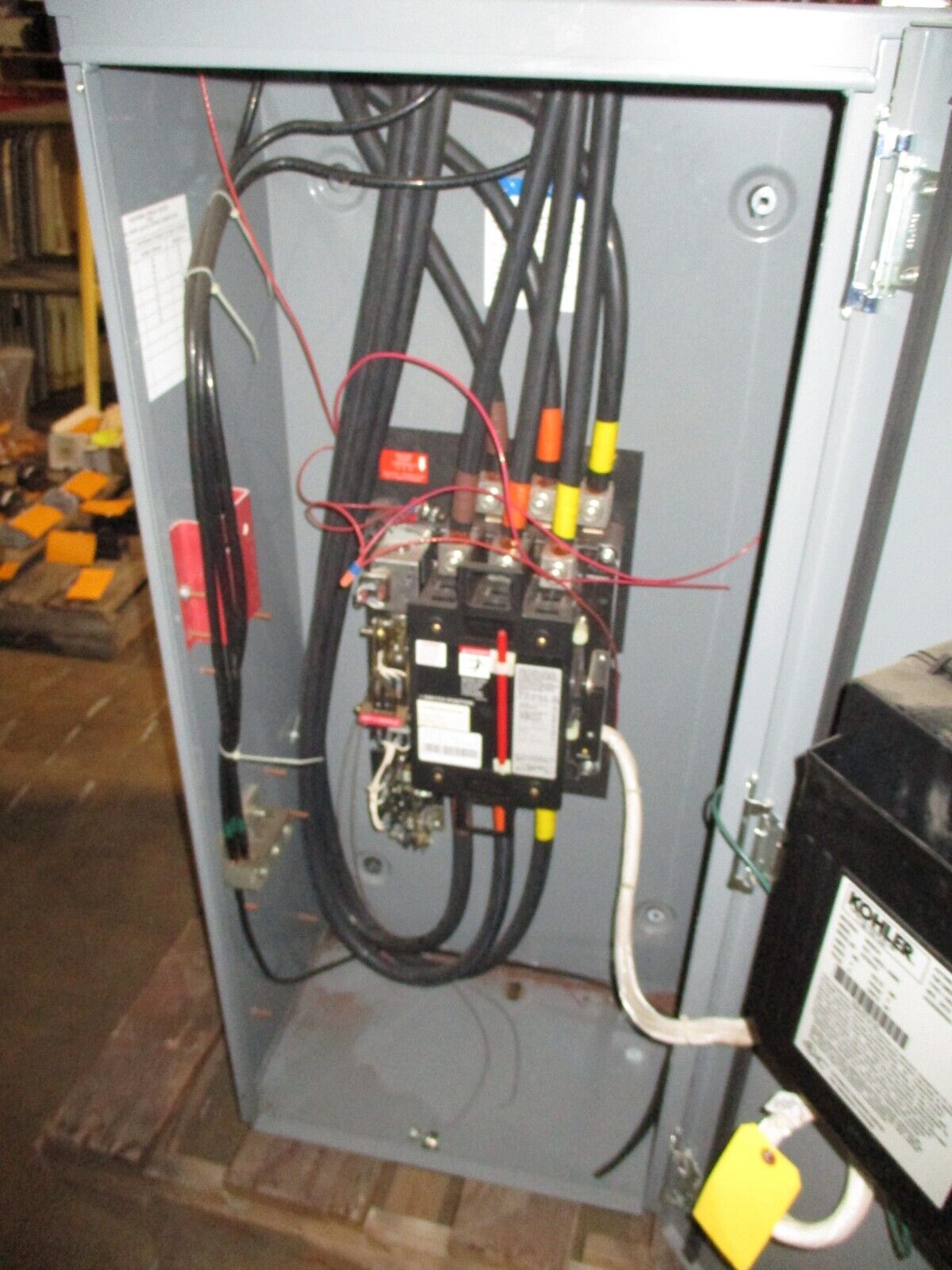 Kohler Automatic Transfer Switch KCT-AMTA-0400S 400A 480V 3Ph 4W 3P 60Hz Used