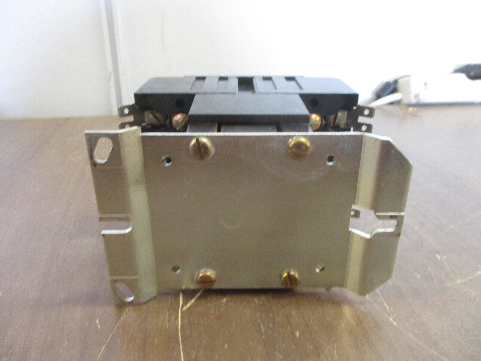 GE Contactor CR353EE3BA1AD 50A 120V Coil 3P *Missing (4) Terminal Lugs* Used