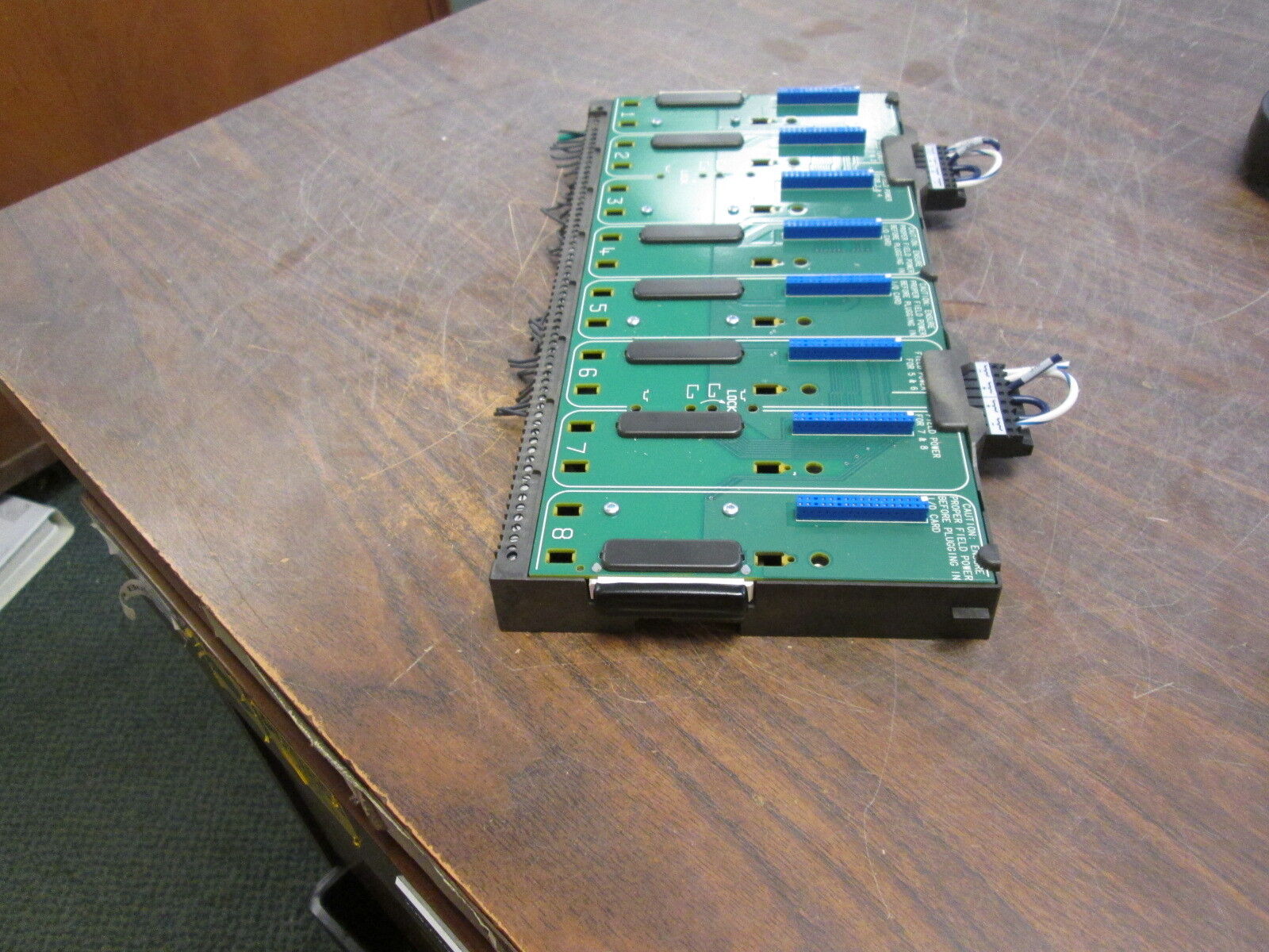 Emerson KJ4001X1-BE1 8-Wide Carrier 12P0818X072 Rev L Localbus: 12.6VDC 8A Used