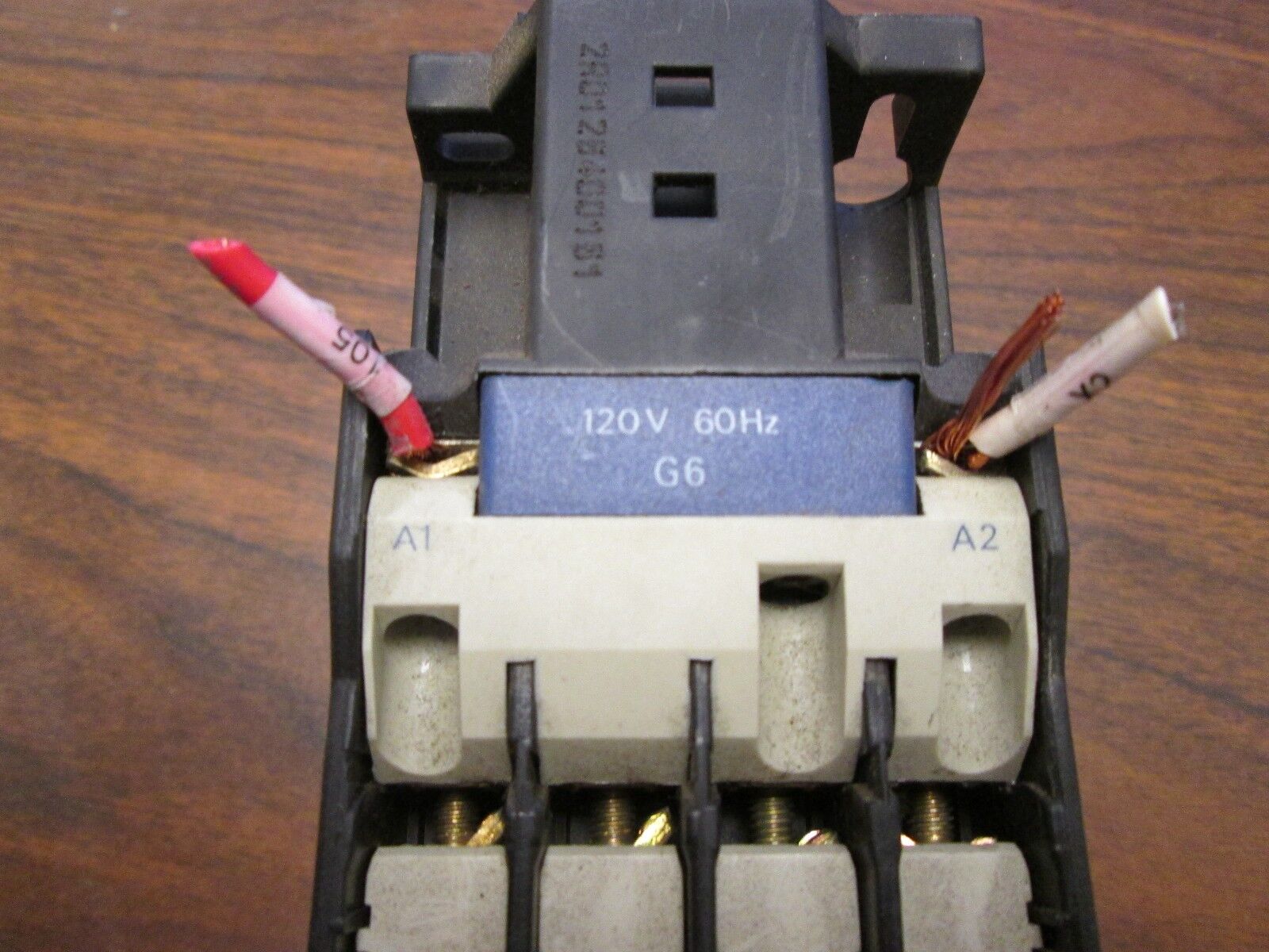 Telemecanique Contactor LC1 D2501 600V 40A 3PH 120V