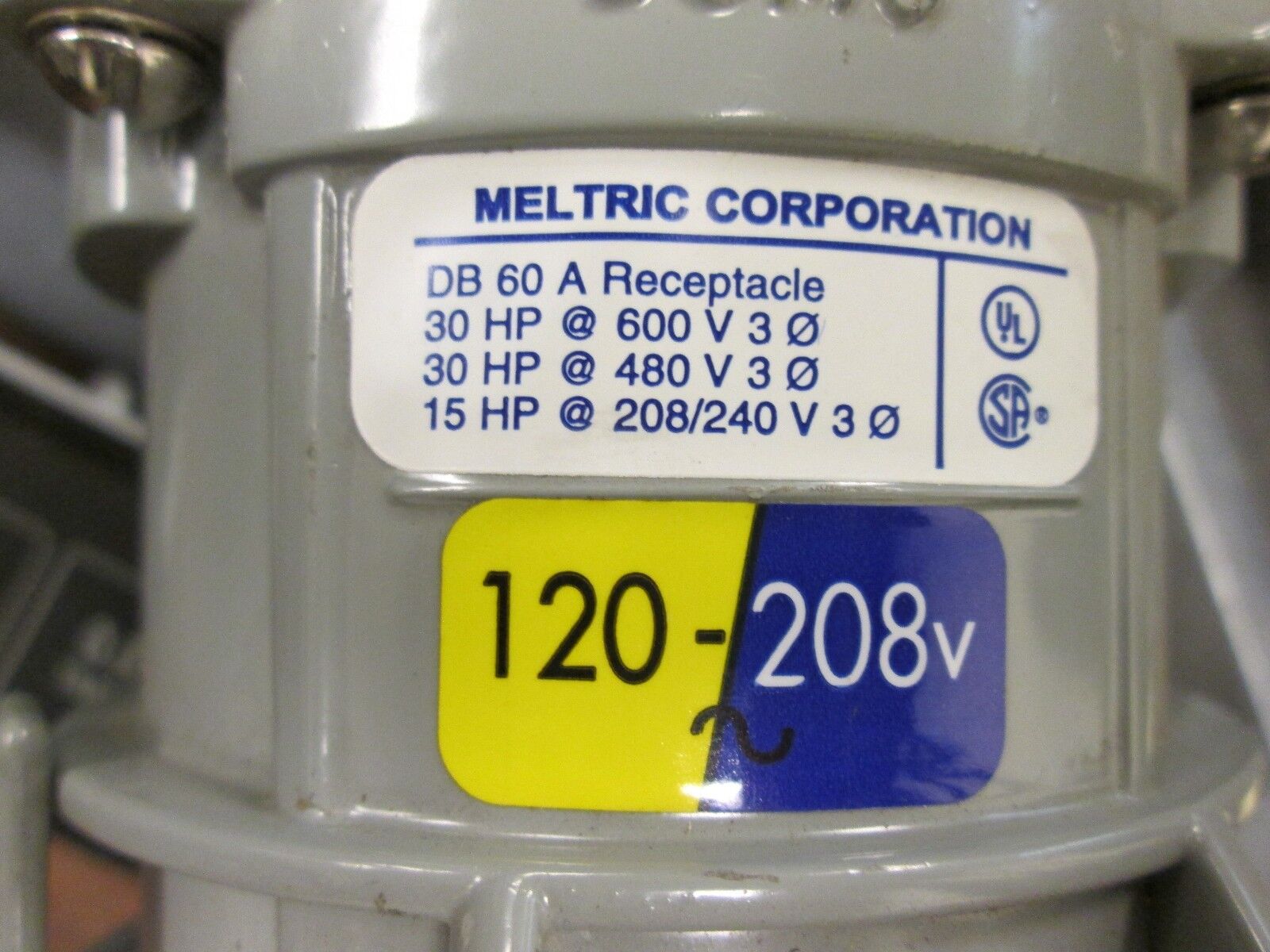Meltric Receptacle w/ Base DSM6 60A 600V 3P 4W