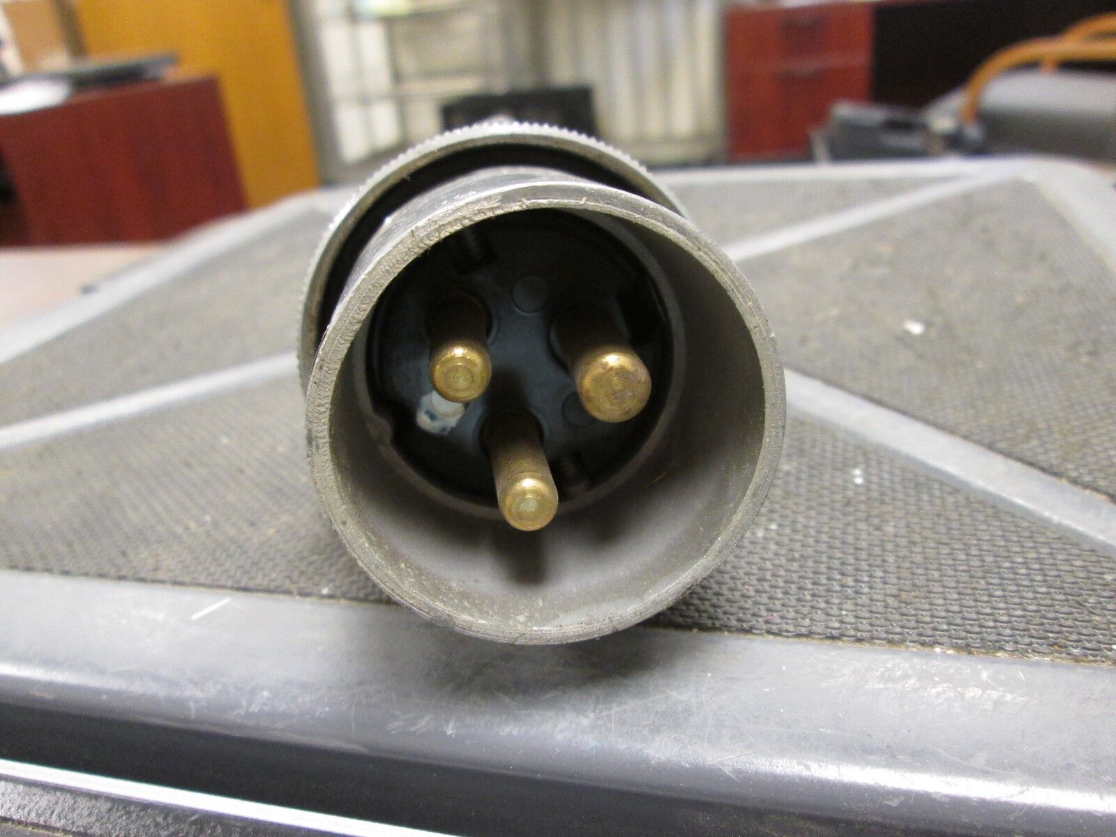 RussellStoll Plug 3750 20A @ 600V 30A @ 250V 3W Used